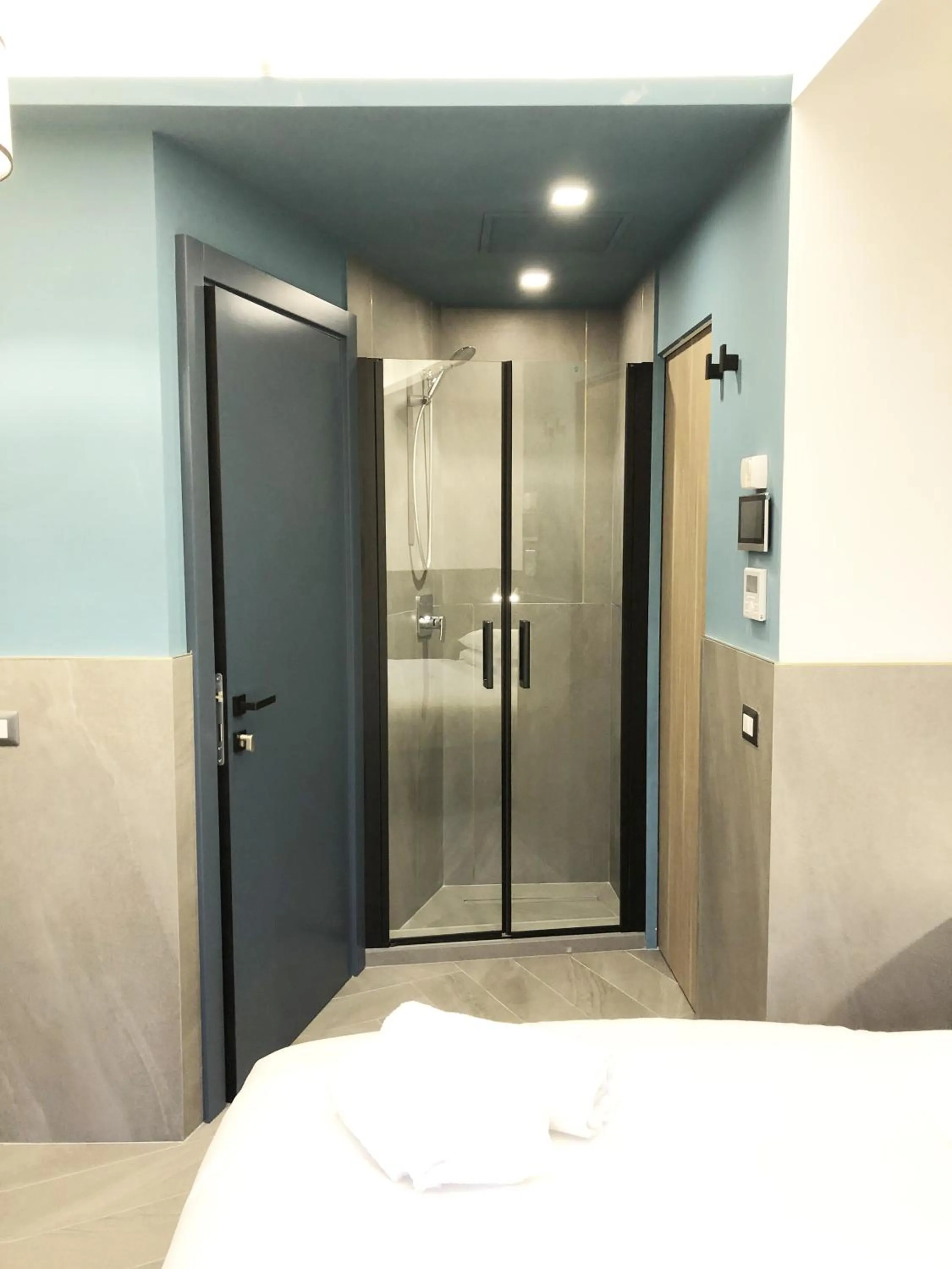 Bathroom in Ottaviano Smart Rooms