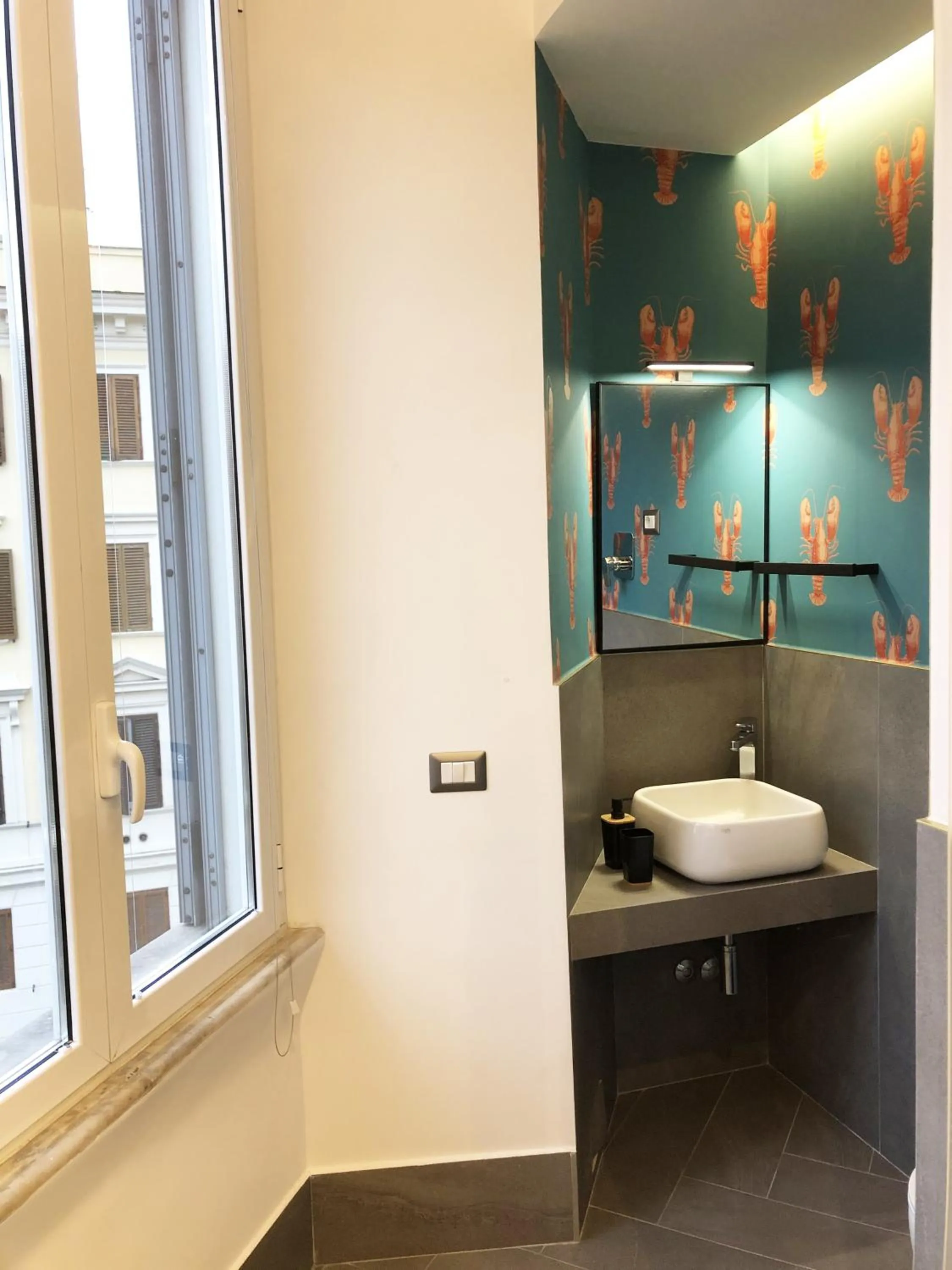 Bathroom in Ottaviano Smart Rooms