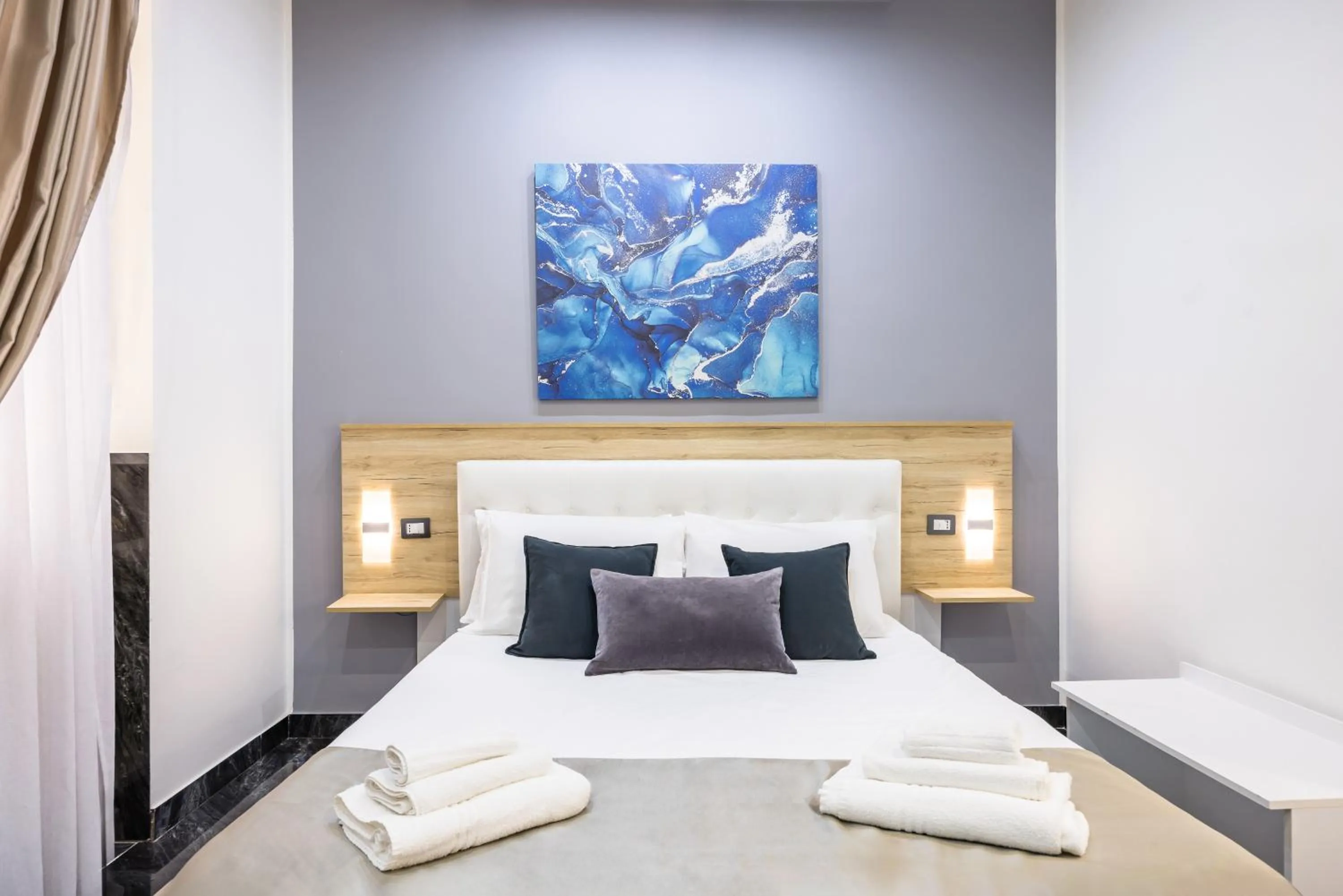 Bed in Palace Napoli