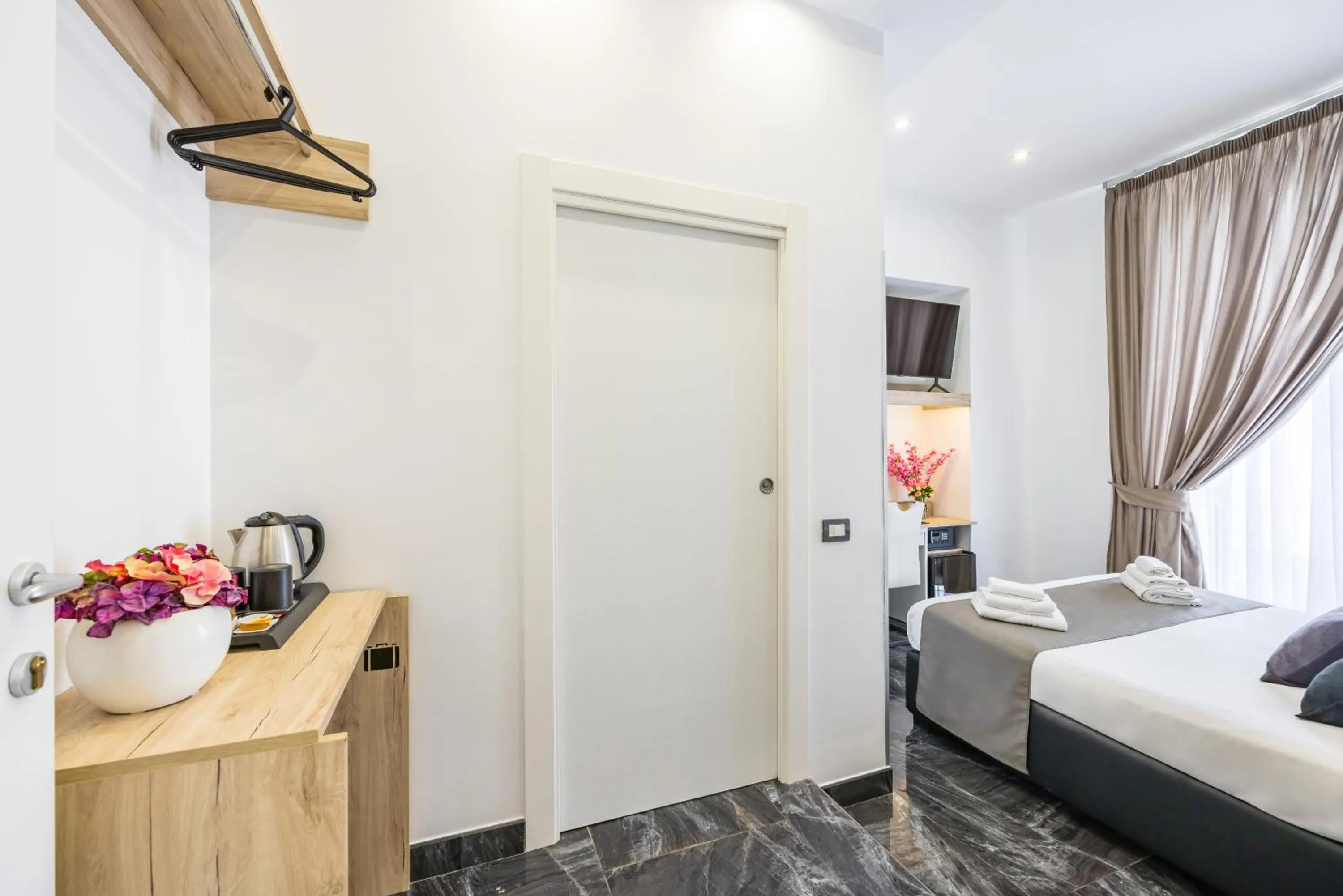 Bed in Palace Napoli