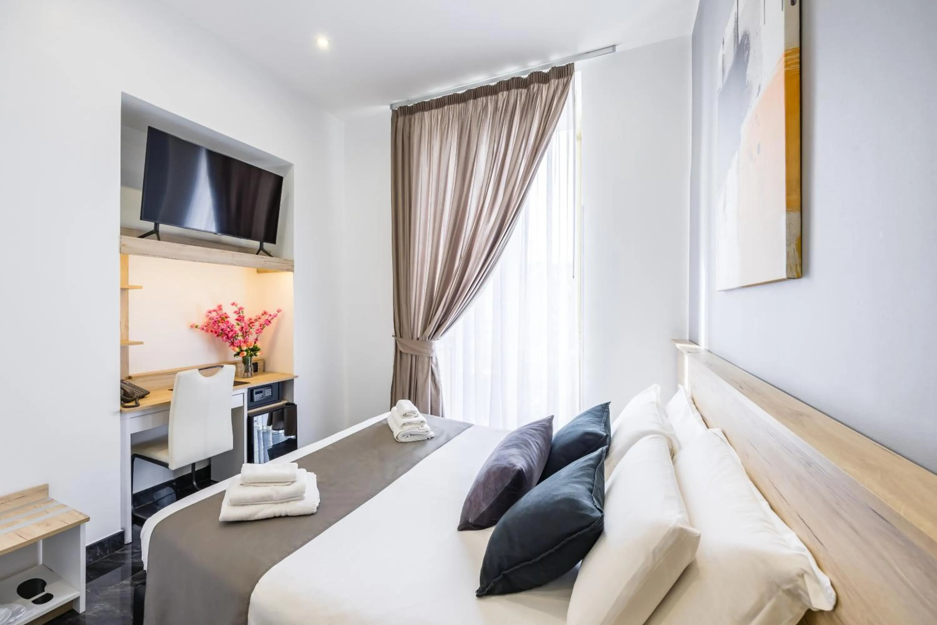 Bed in Palace Napoli