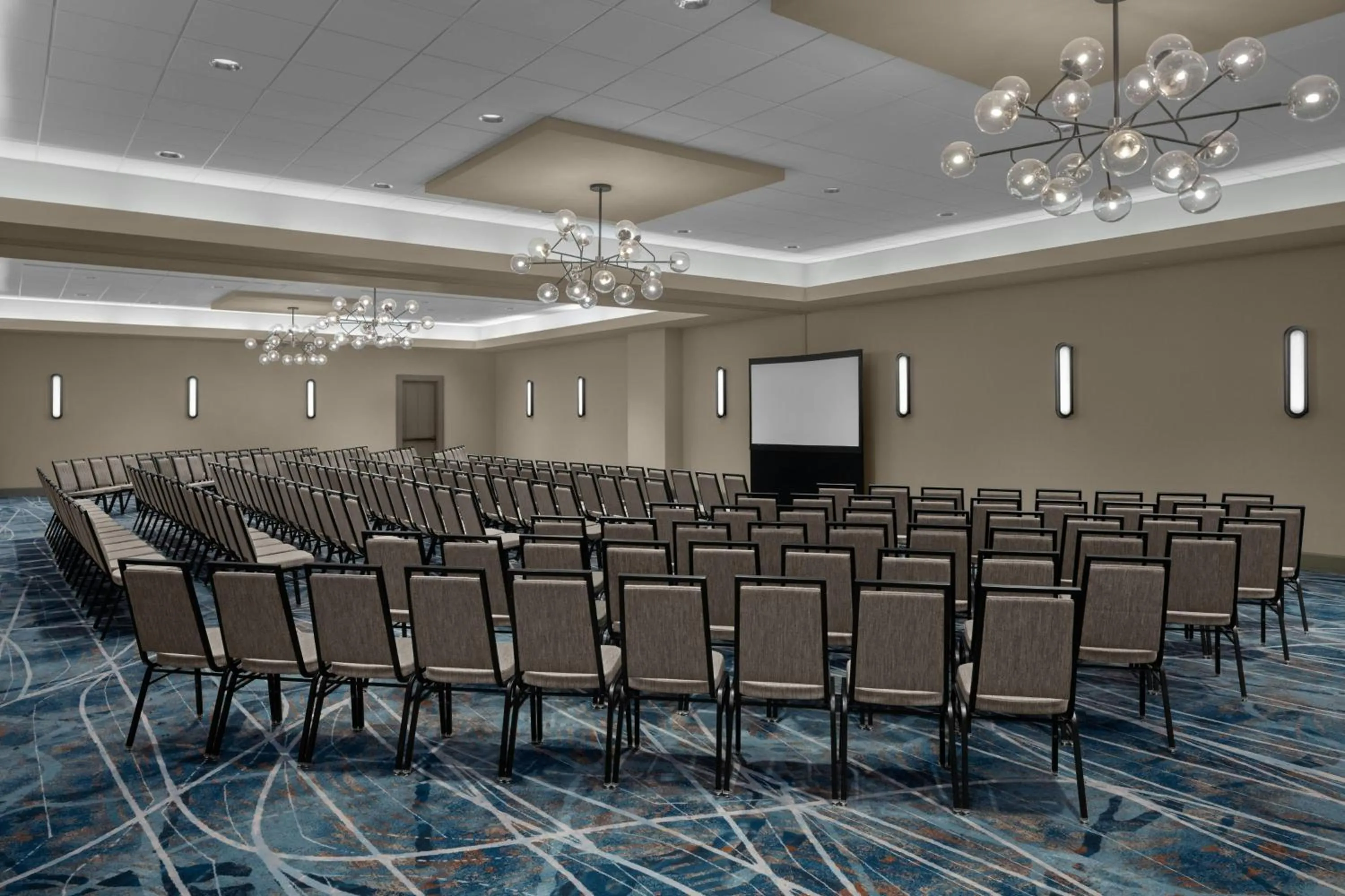 Meeting/conference room in Sheraton Milwaukee Brookfield