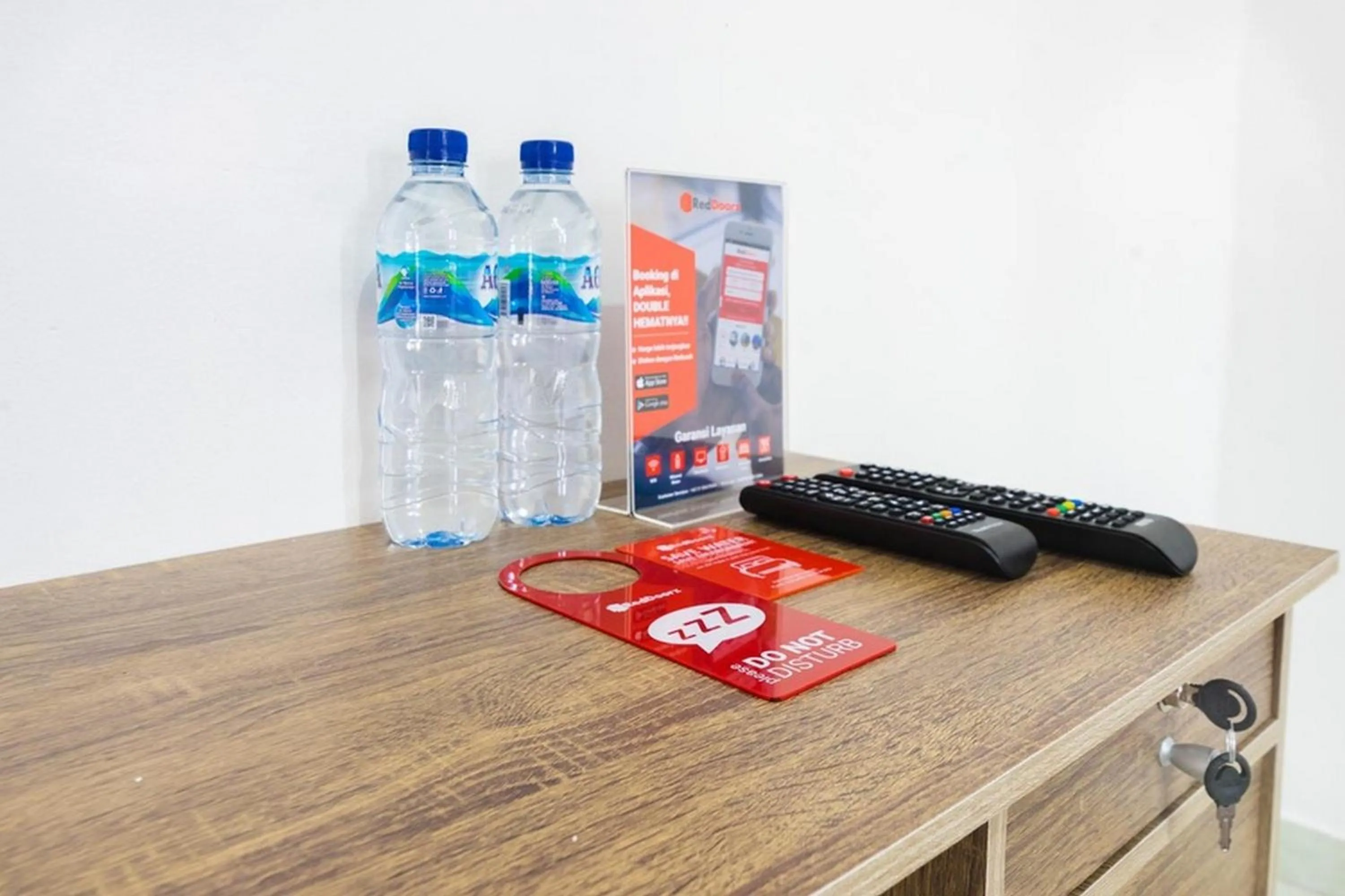 RedDoorz near Universitas Pamulang