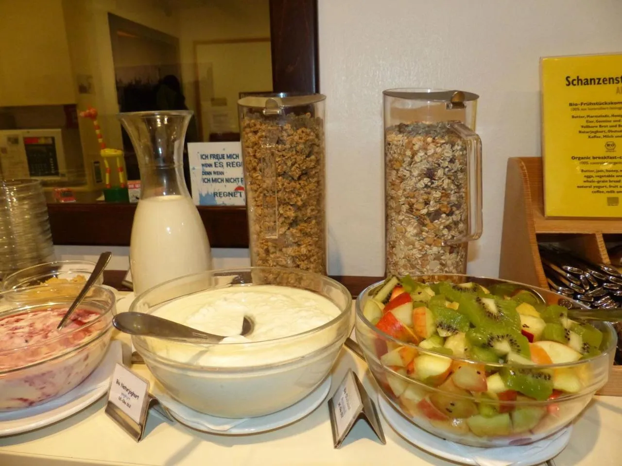 Buffet breakfast in Schanzenstern Altona GmbH