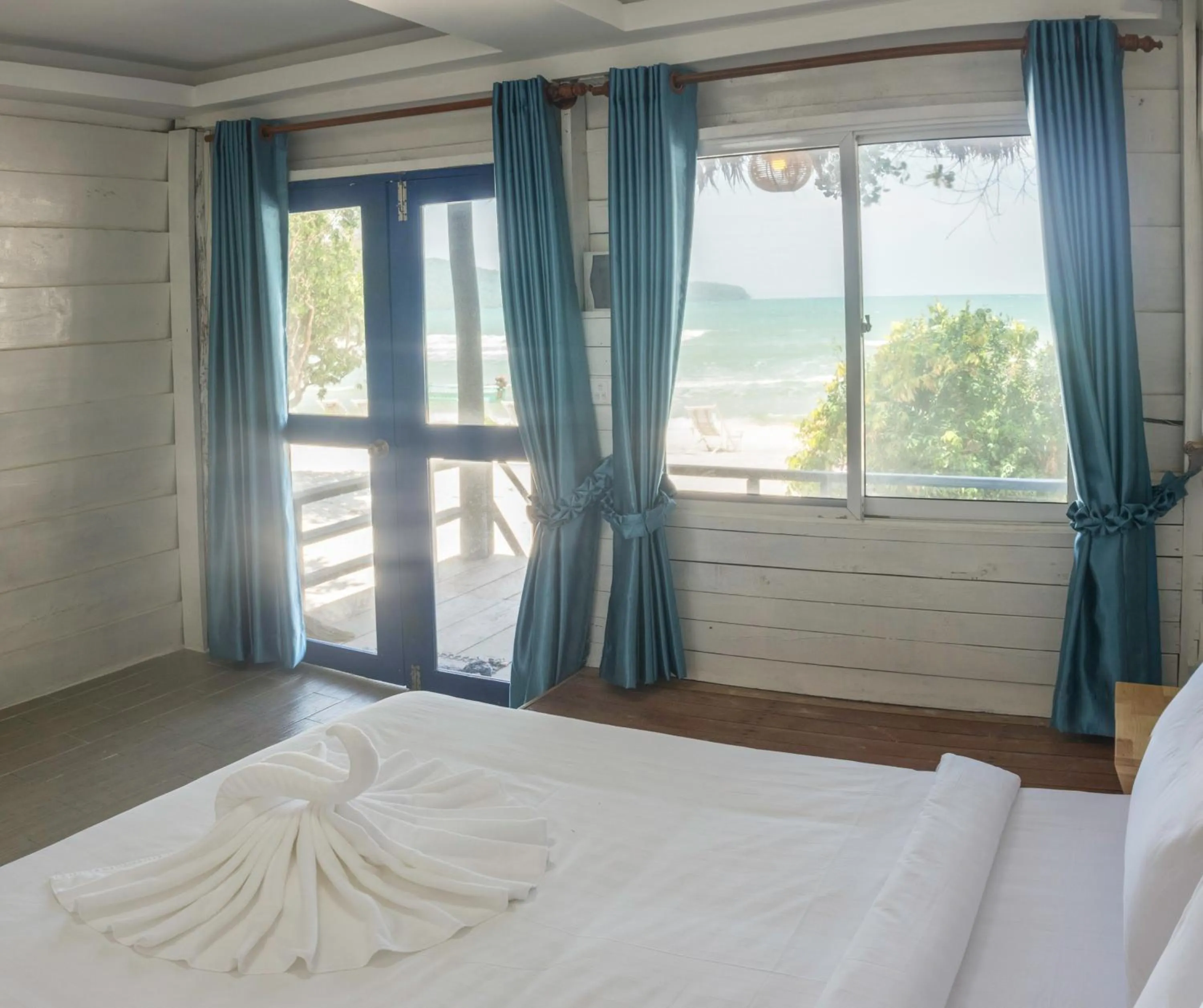 Bed, View in SARASEA Koh Rong Samloem