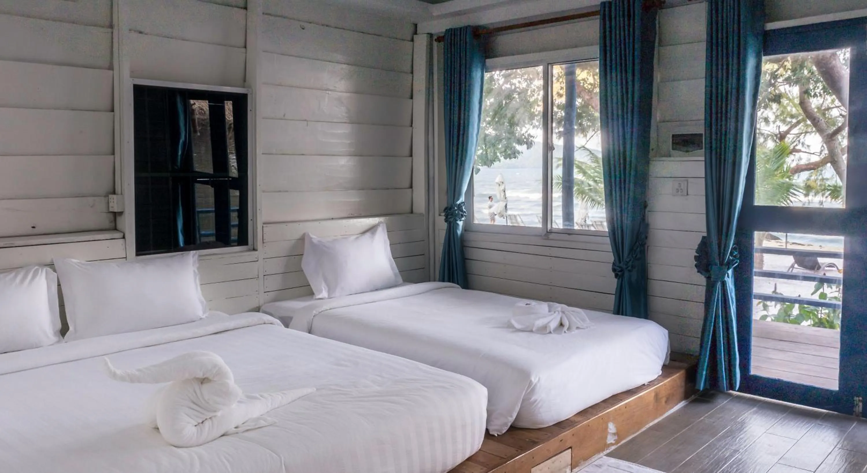 Bed in SARASEA Koh Rong Samloem