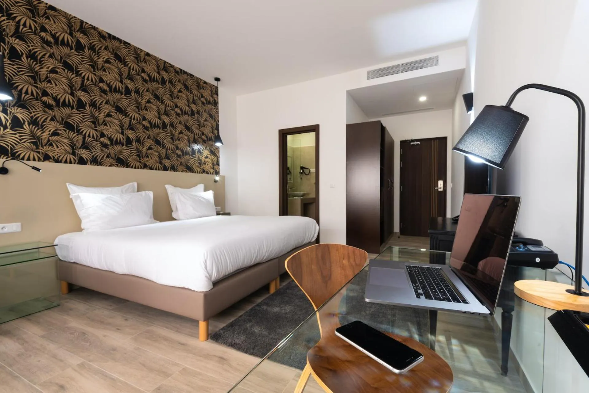 Bedroom, Bed in L'Adresse Dakar