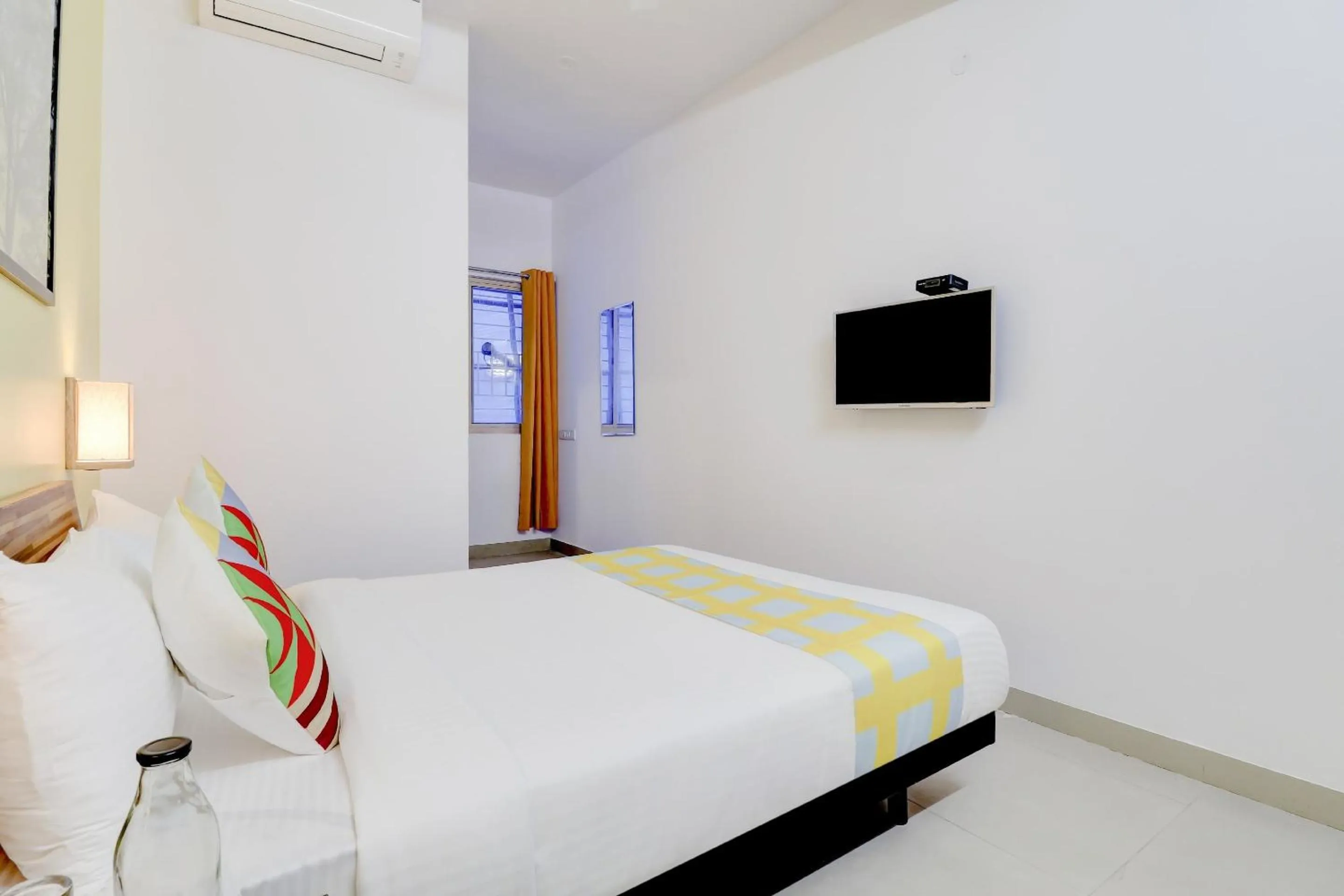 Bedroom, Bed in Hotel O Home Exotic Stay Bsk rd Stage