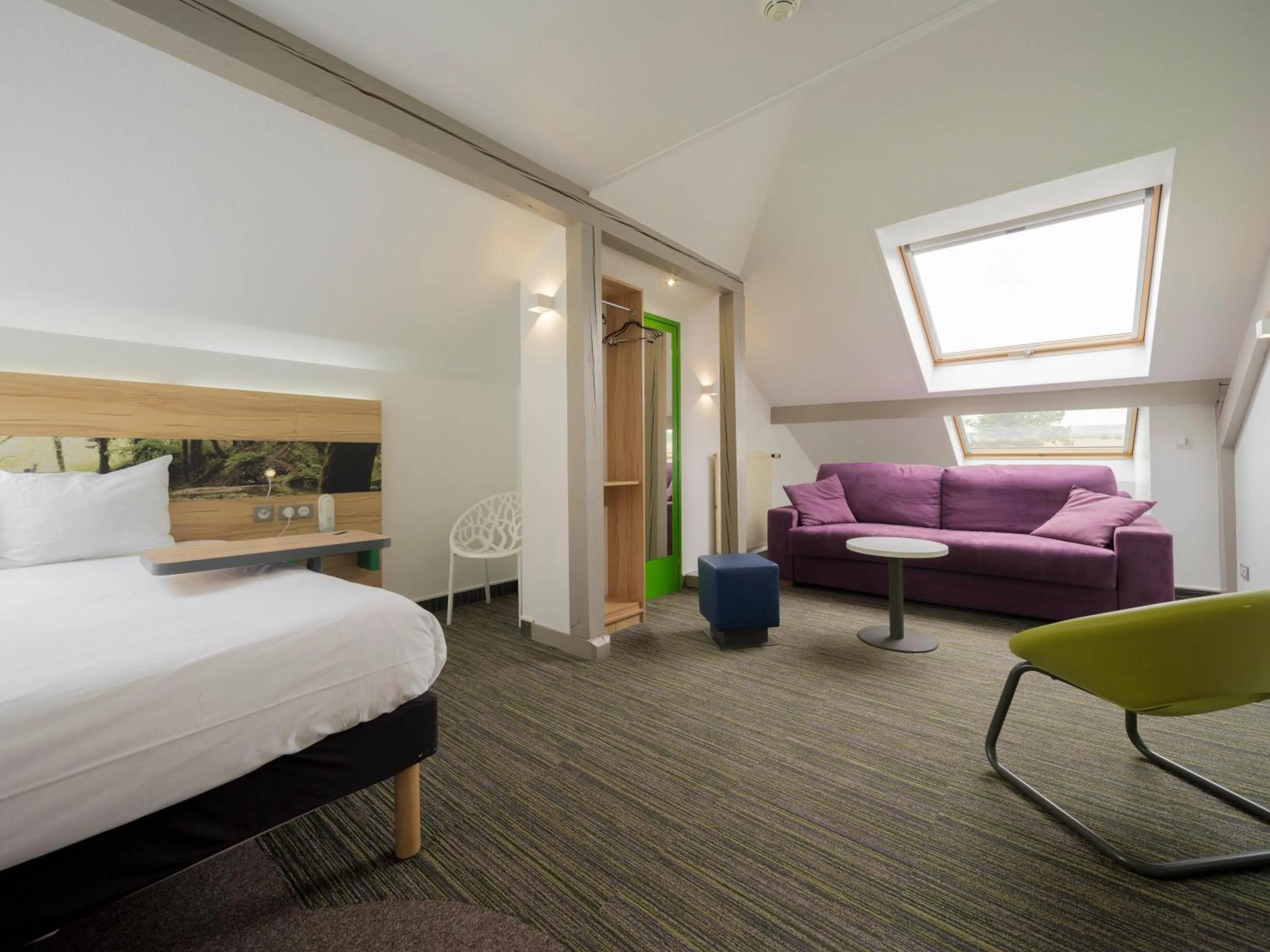 Photo of the whole room, Bed in ibis Styles Sarrebourg