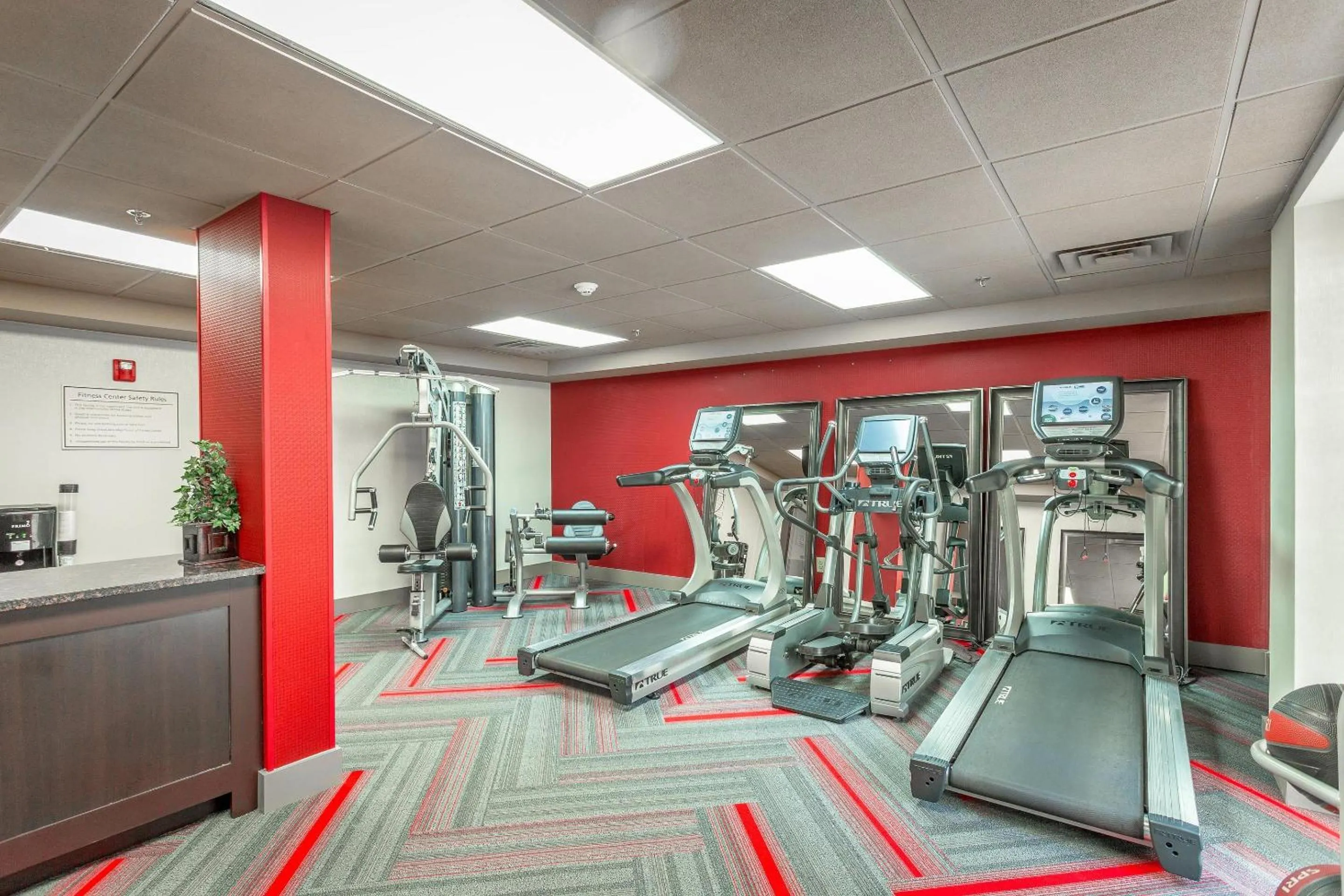 Fitness centre/facilities in Inn at the Peachtrees, an Ascend Collection Hotel