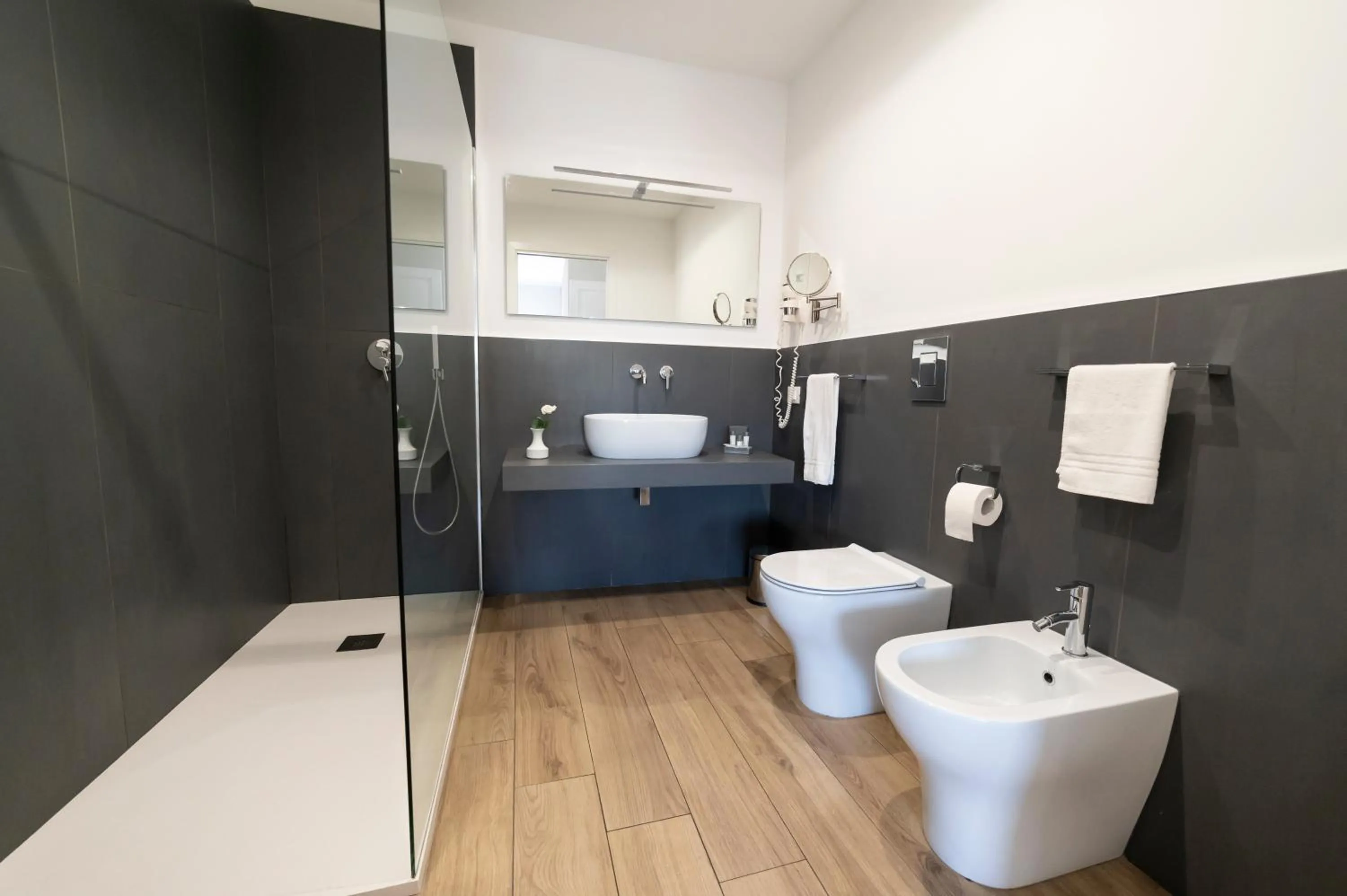 Bathroom in B&B Ruggero Settimo - Room & Suite