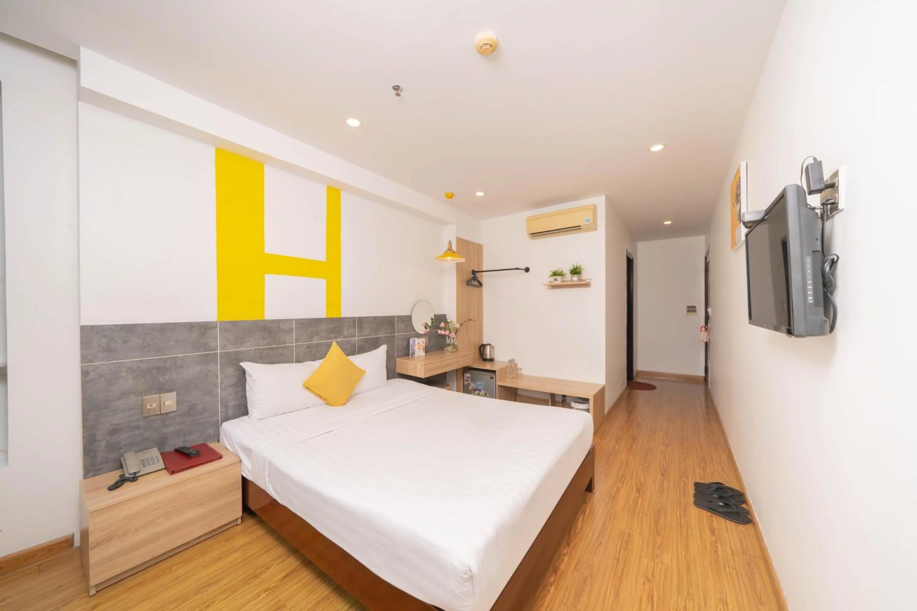 Bedroom, Bed in Happy Day Riverside Hotel & Spa Danang