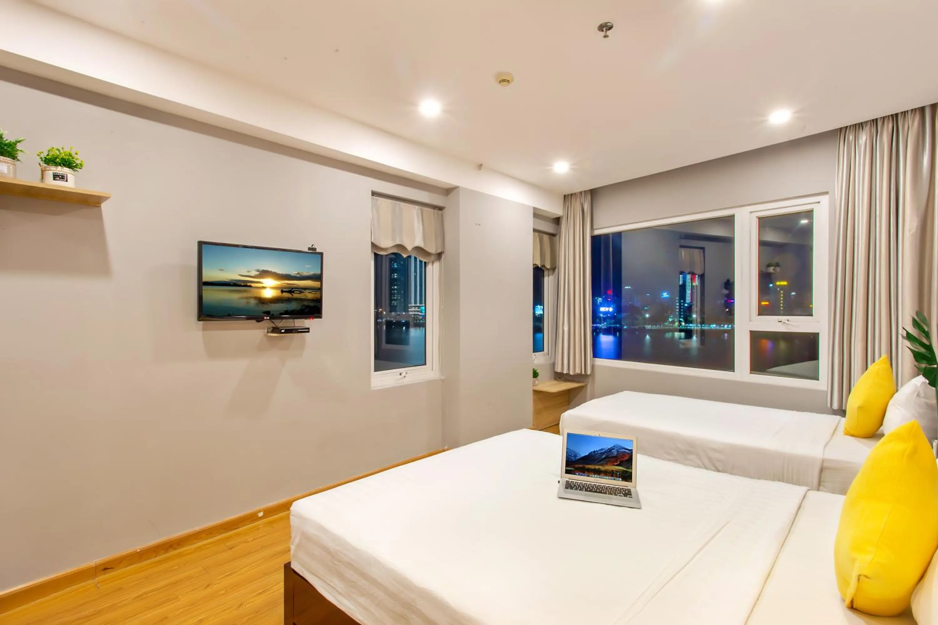 Bedroom, Bed in Happy Day Riverside Hotel & Spa Danang