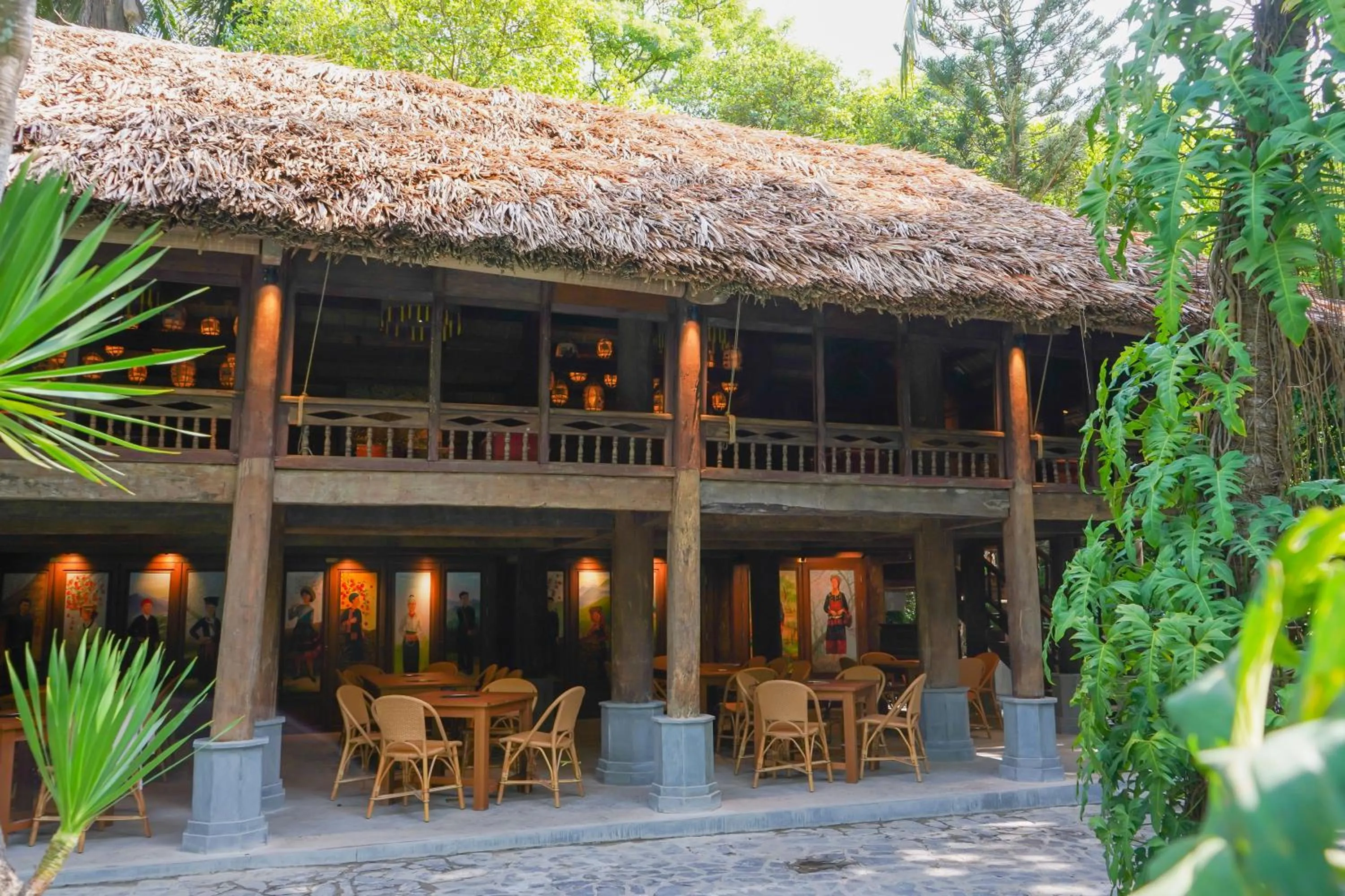 Restaurant/places to eat in Furama Villas Danang