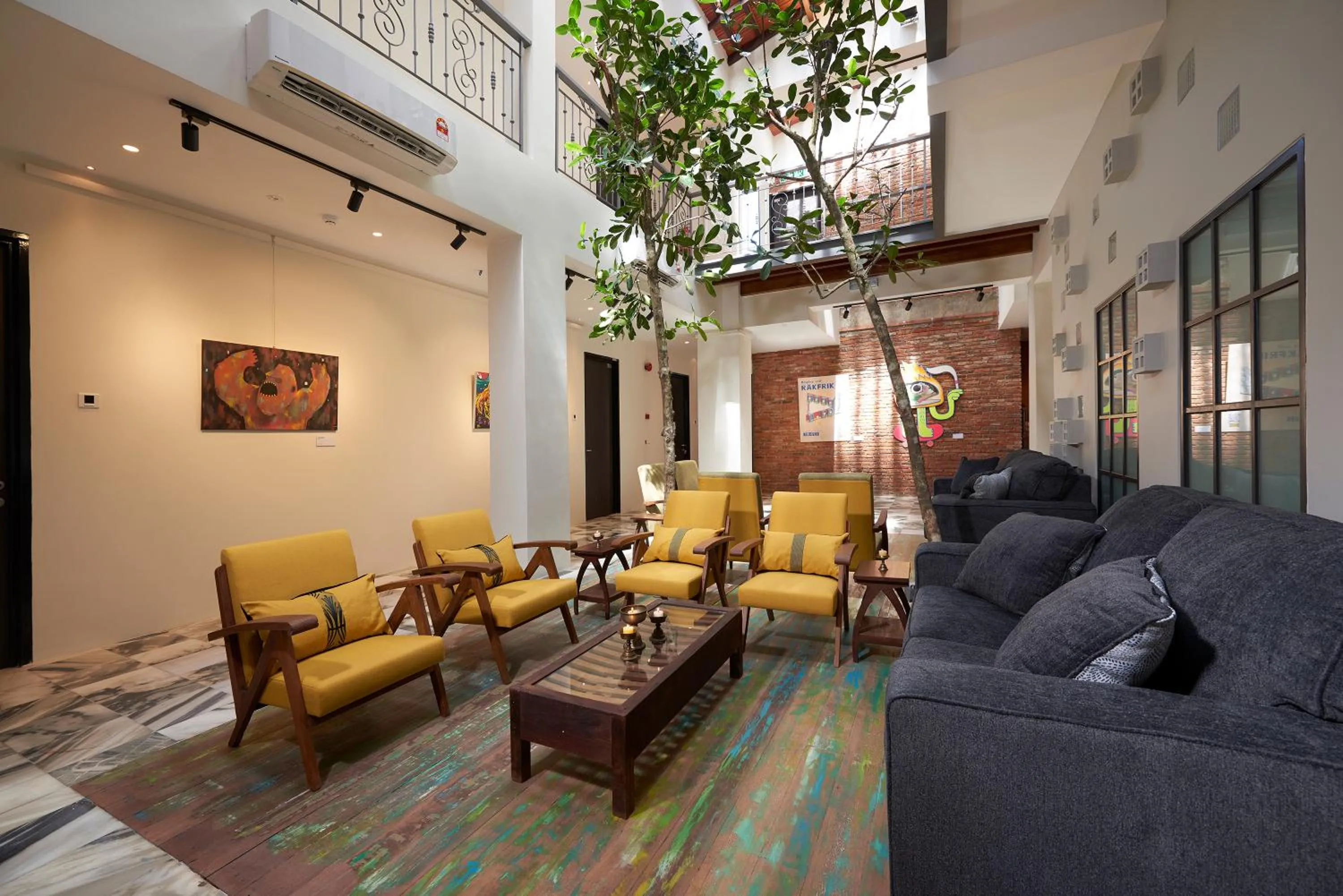 Lobby or reception in Macalister Terraces Hotel