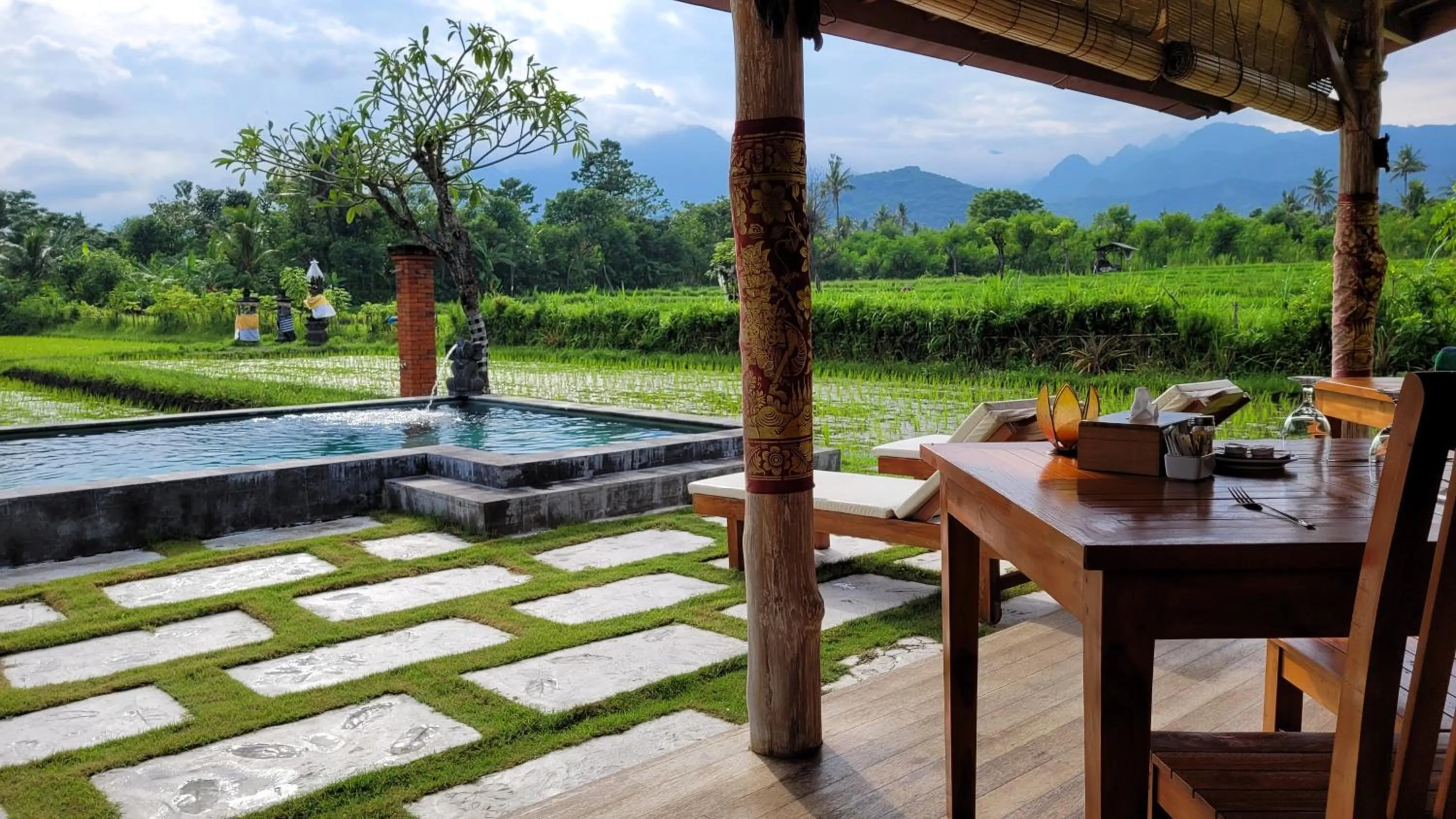 Restaurant/places to eat in Umma Bali Menjangan Retreat