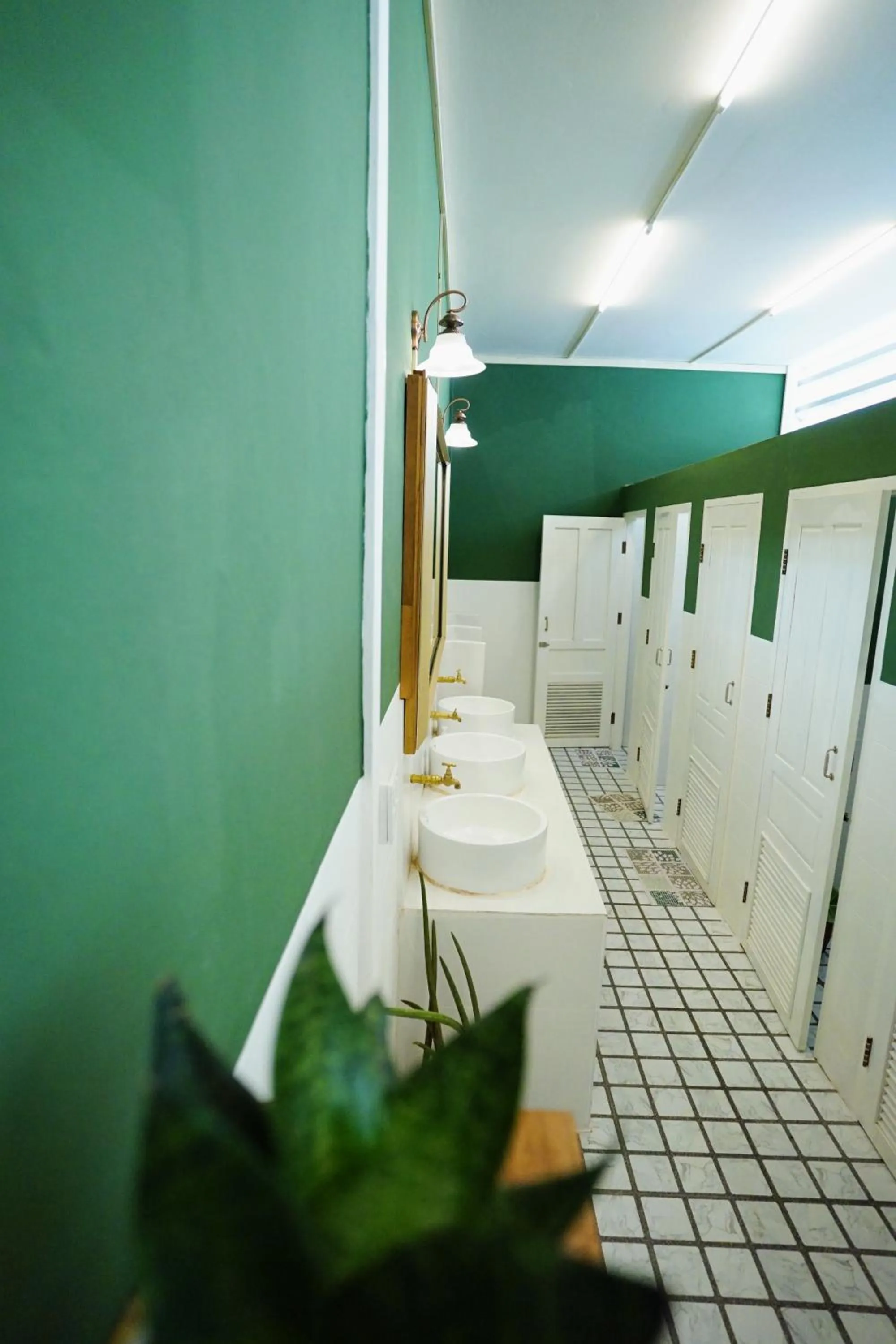 Toilet in Barn Laos Hostel