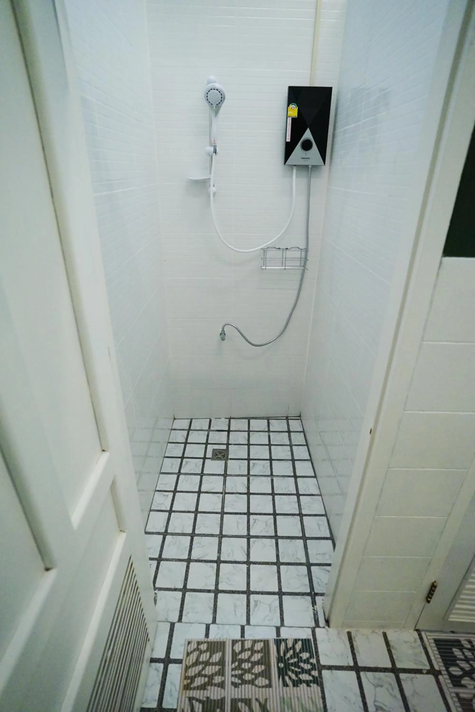 Shower in Barn Laos Hostel