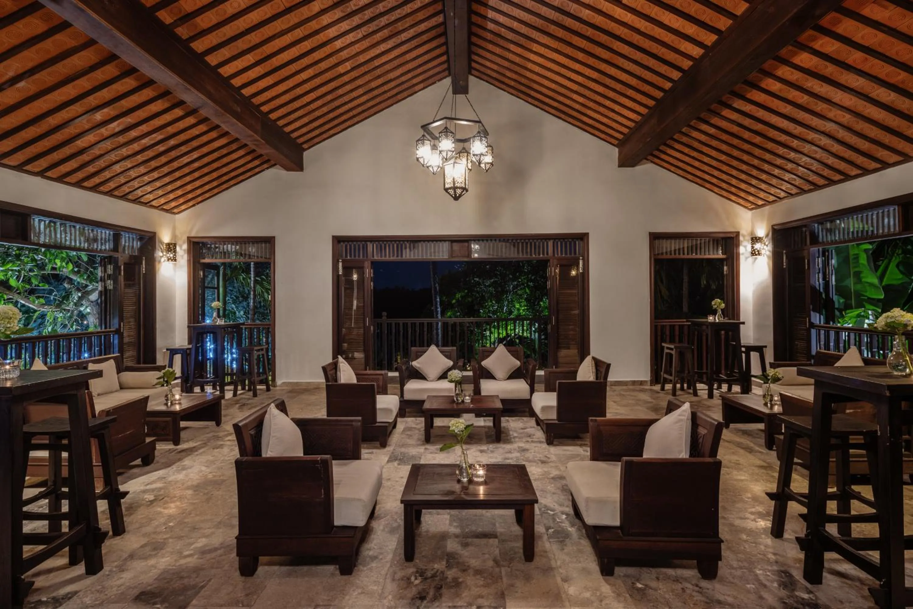 Lounge or bar in Legacy Hoi An Resort