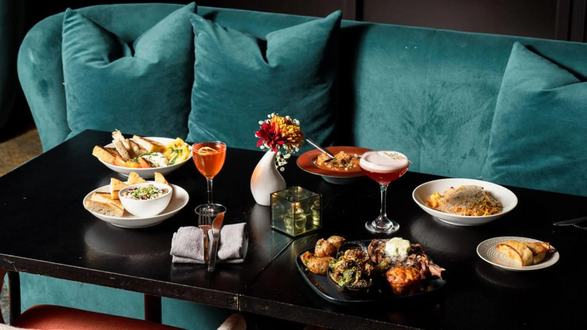 Food and drinks in Virgin Hotels Nashville