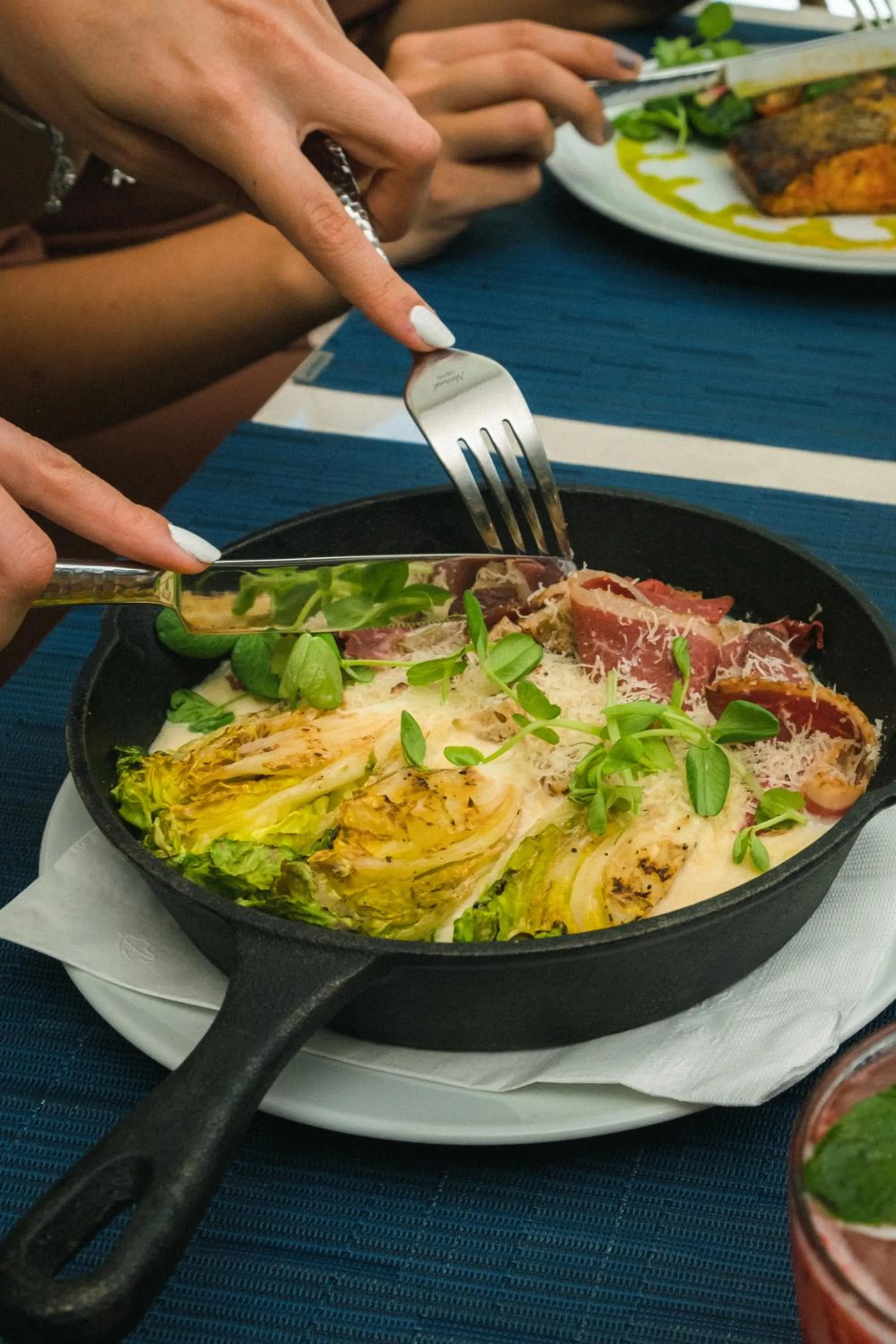 Restaurant/places to eat in Casa Salles Hotel Boutique