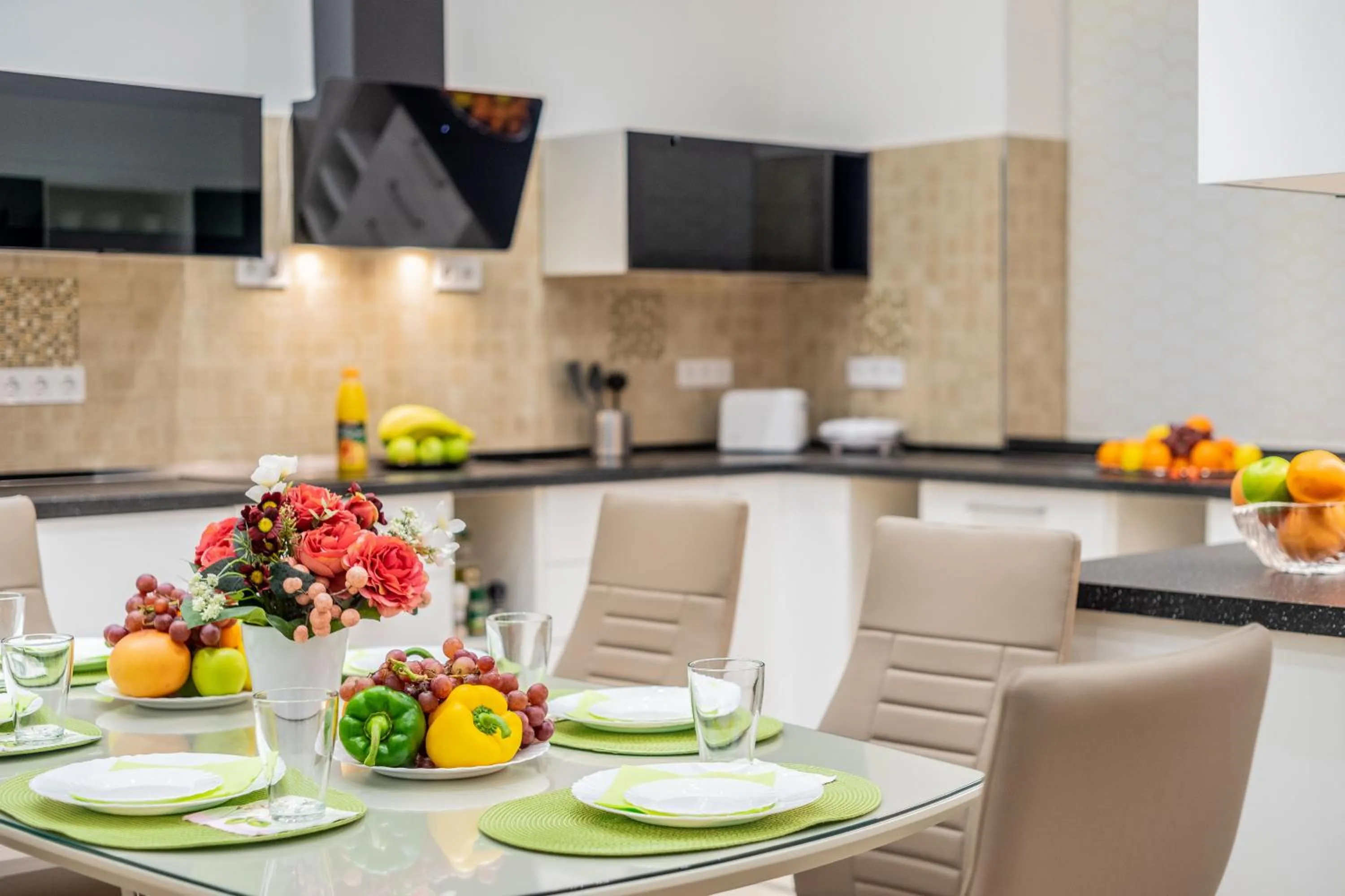 Dining area in Global Suites Budapest