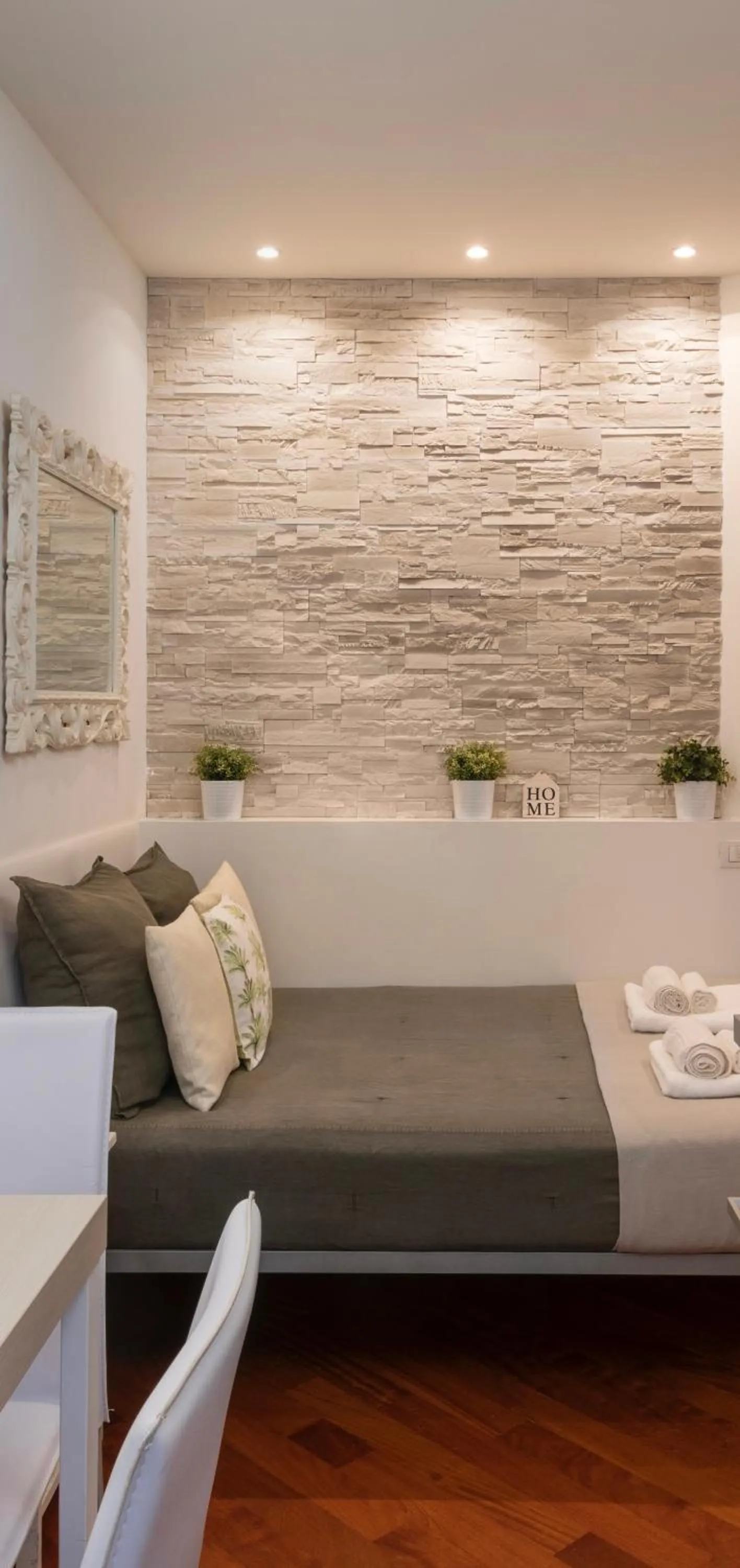 Bed in DESIGN DISTRICT- NAVIGLI Mini Appartamento Via Tortona 66