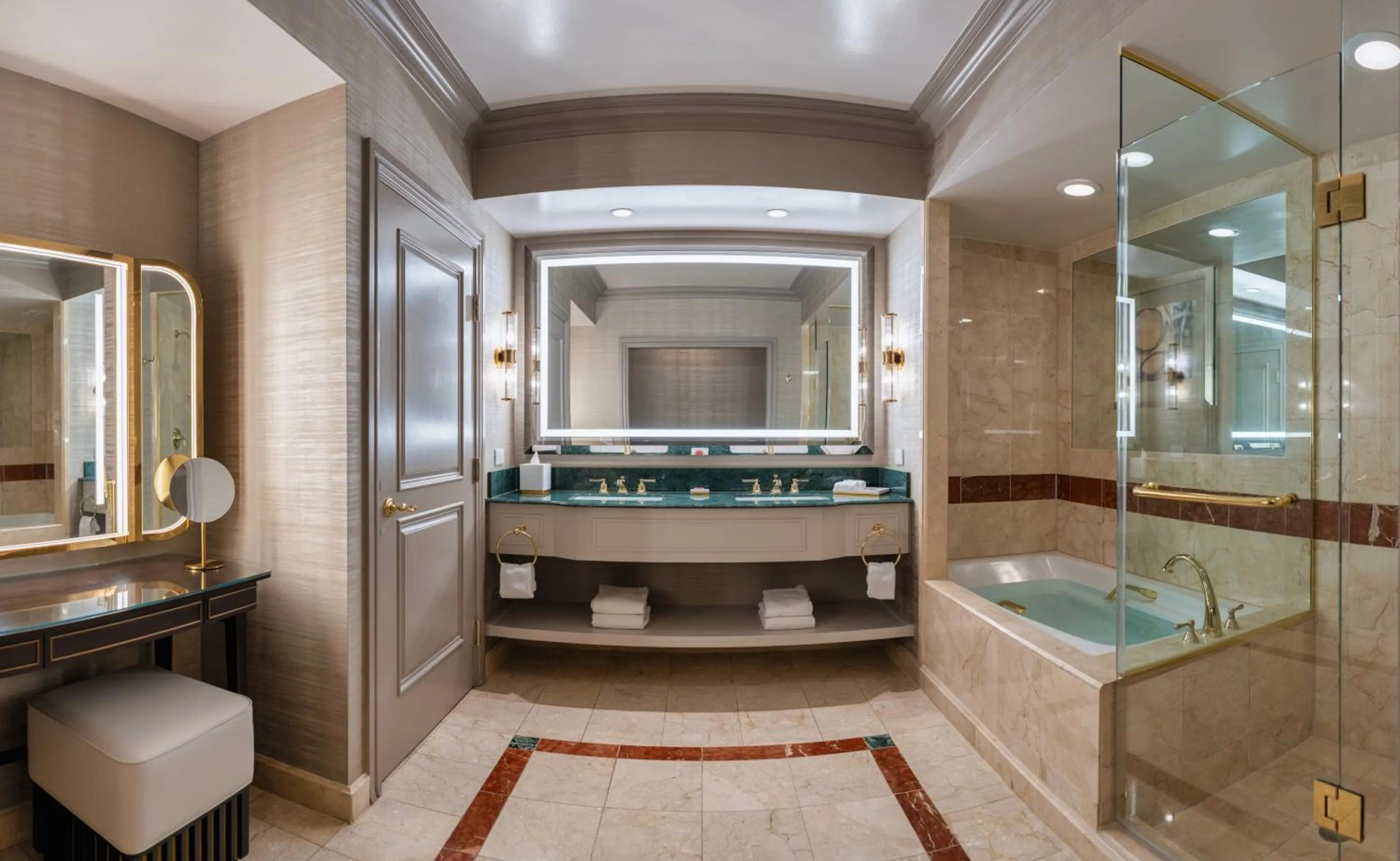 Shower in The Venetian® Resort Las Vegas