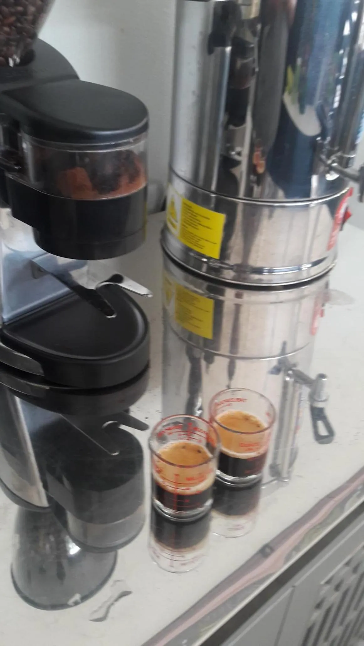 Restaurant/places to eat in Kanlaya Park