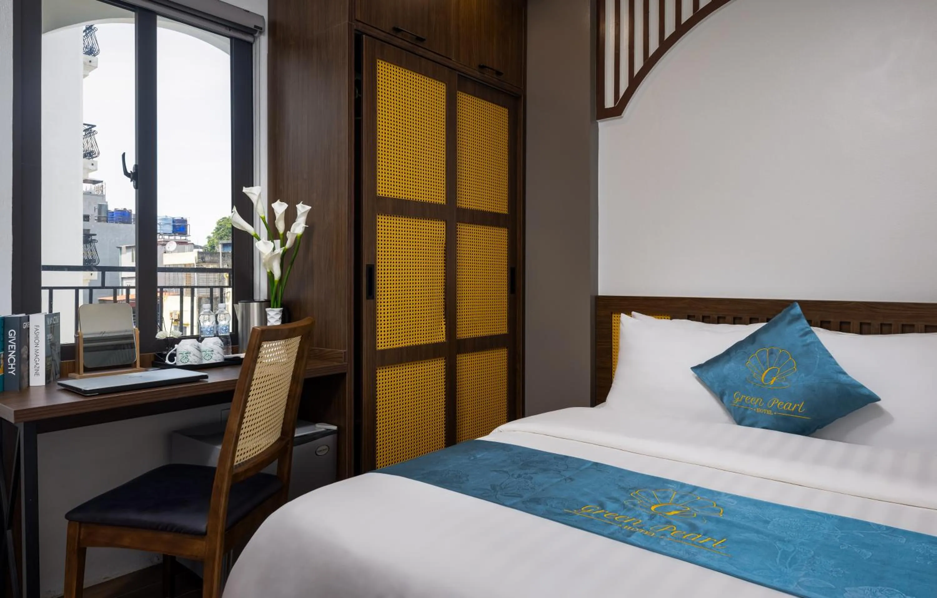 Bed in Cat Ba Green Pearl Hotel