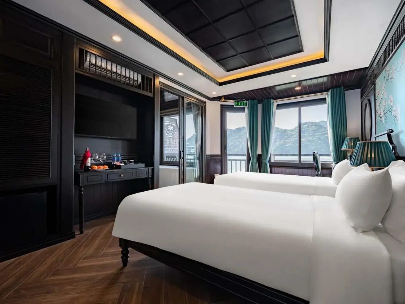 Senior Suite Twin/ Double Private Balcony - 2 Days 1 Night in Rita Cruise Senior Suite Twin/ Double Private Balcony - 2 Days 1 Night in Rita Cruise