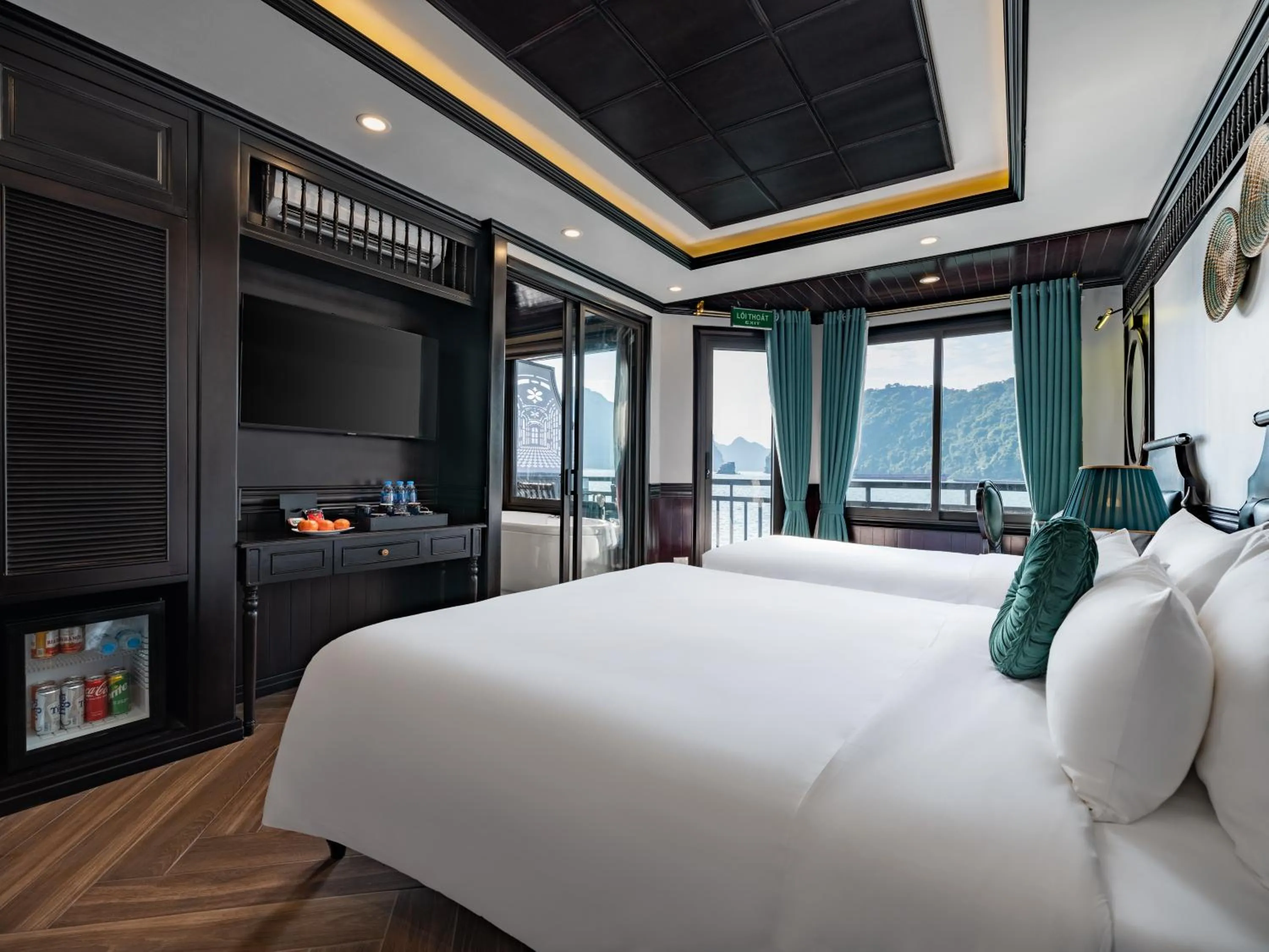 Bed in Rita Cruise