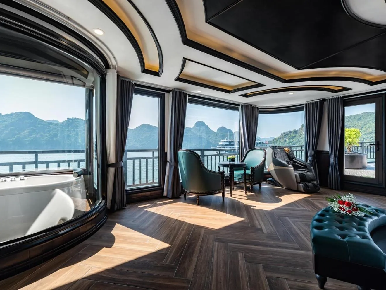 Photo of the whole room in Rita Cruise