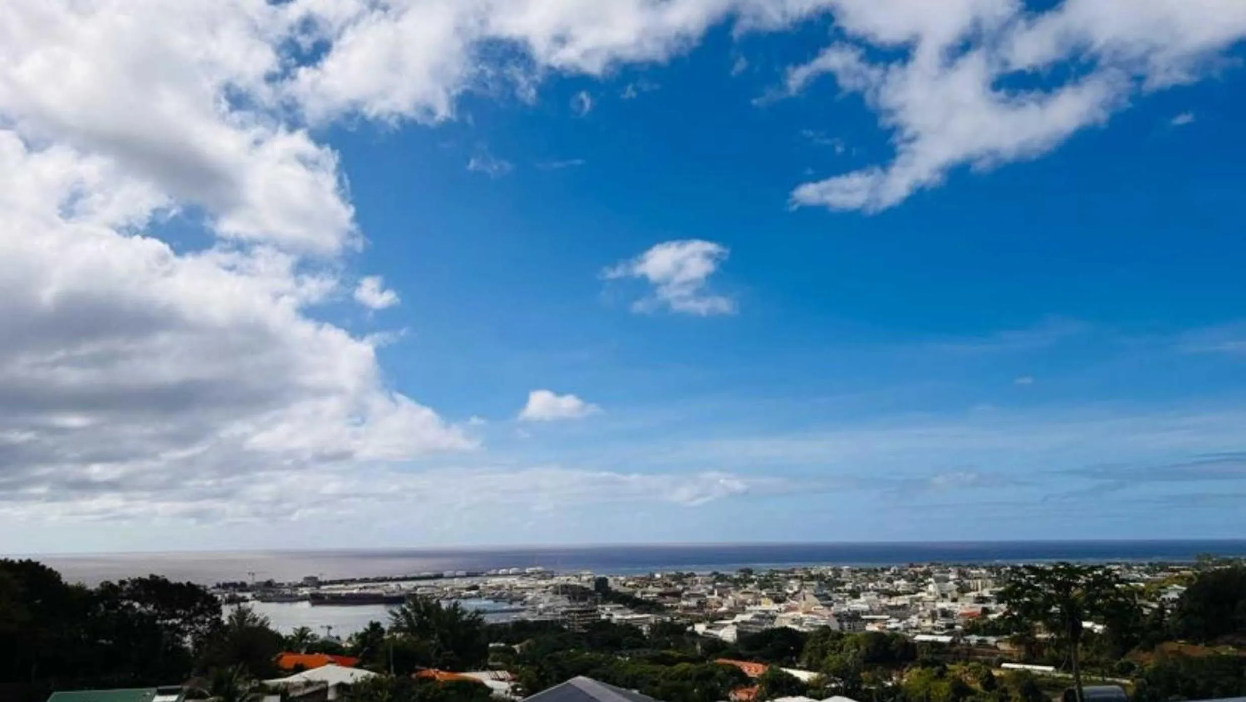 City view in TAHITI - Fare Temahana