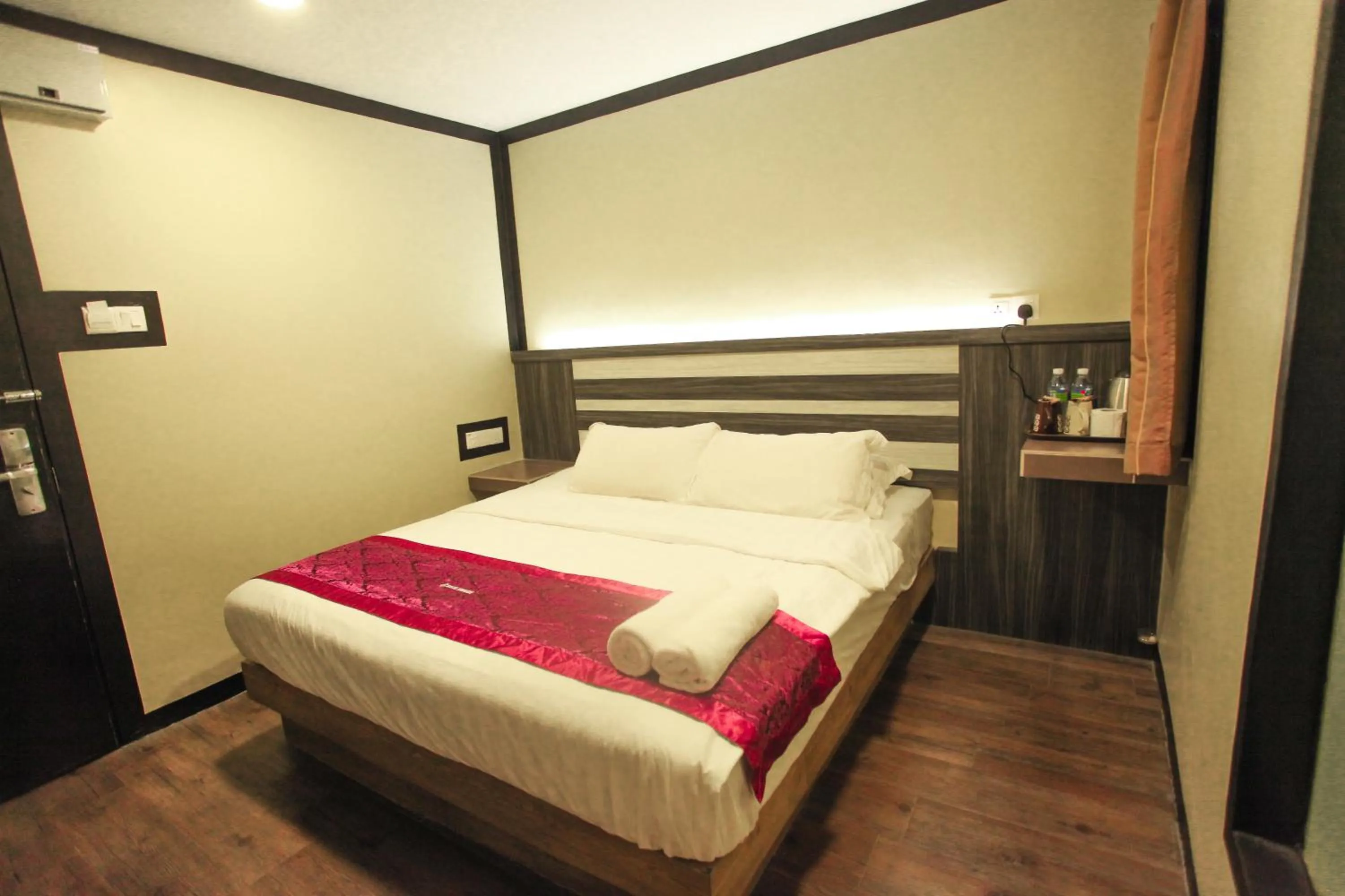 Bed in HOTEL PREMIUM