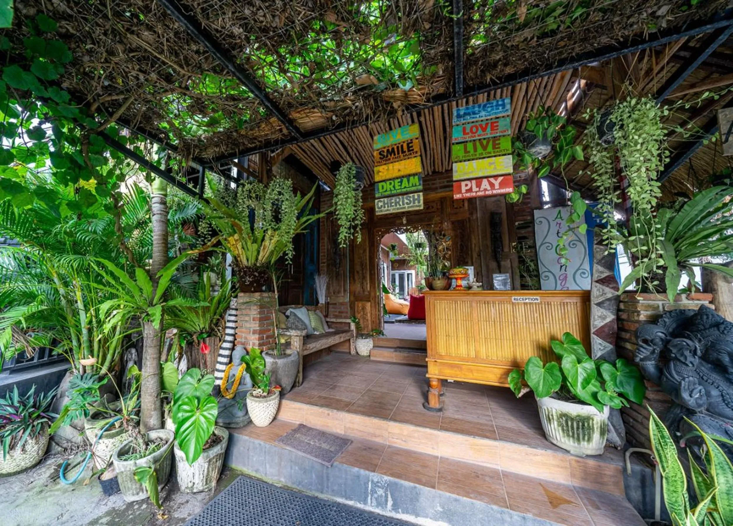 Facade/entrance in Art Canggu Village