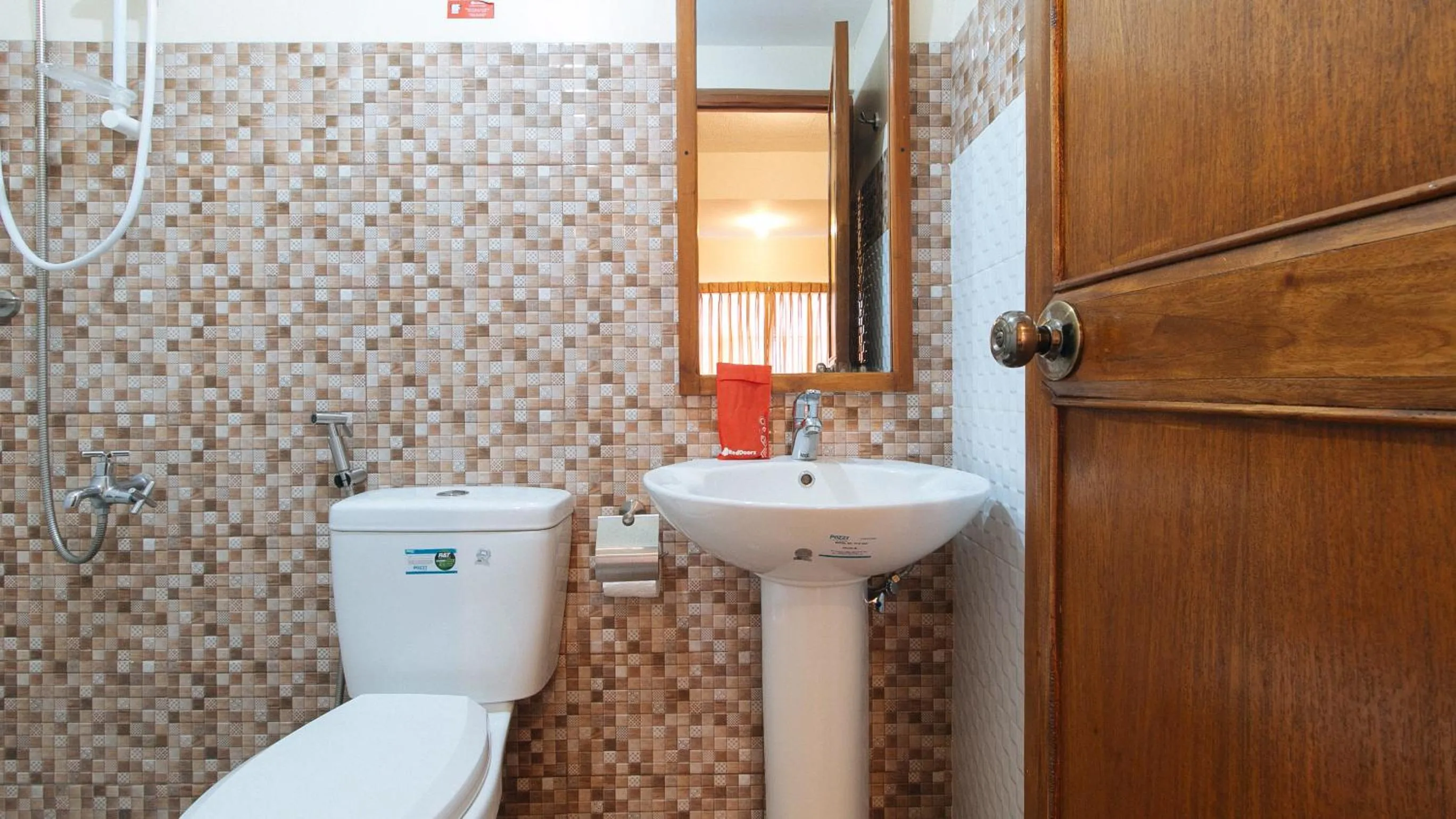 Bathroom in RedDoorz Plus near Johnson and Johnson Paranaque