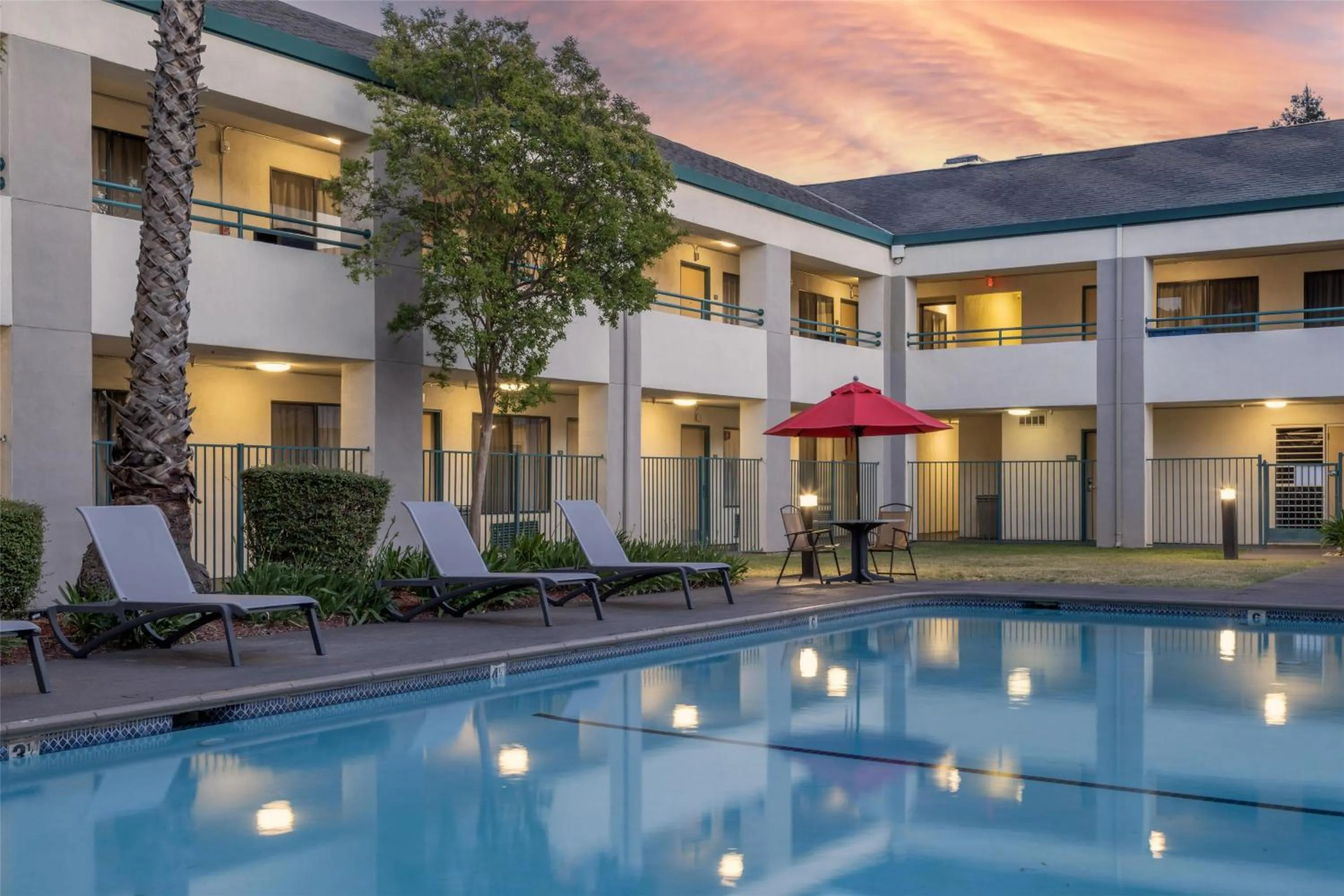 Pool view in Best Western Heritage Inn