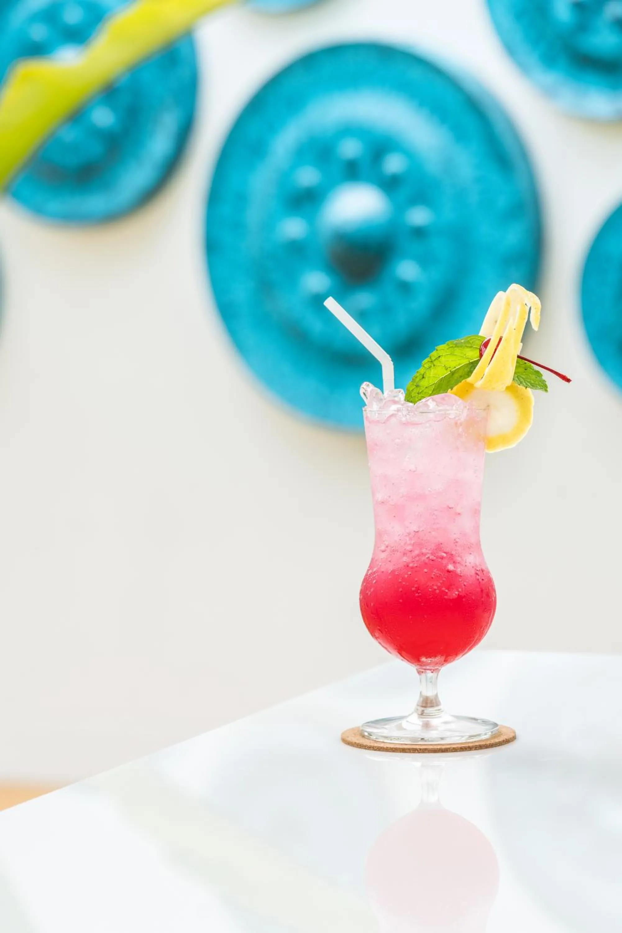 Restaurant/places to eat in Zee Luxury Boutique Hotel