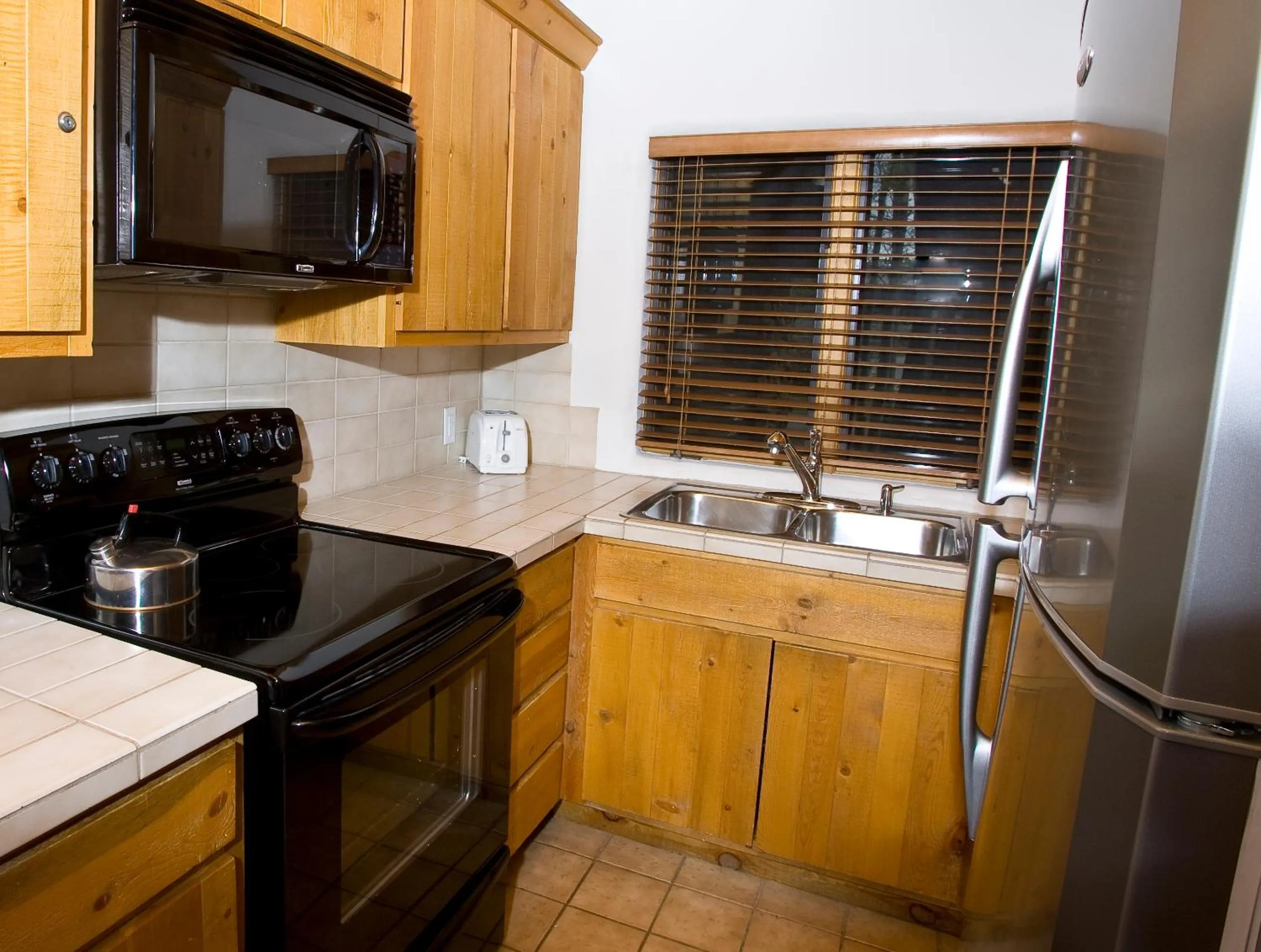 Kitchen or kitchenette in Spring Creek Ranch
