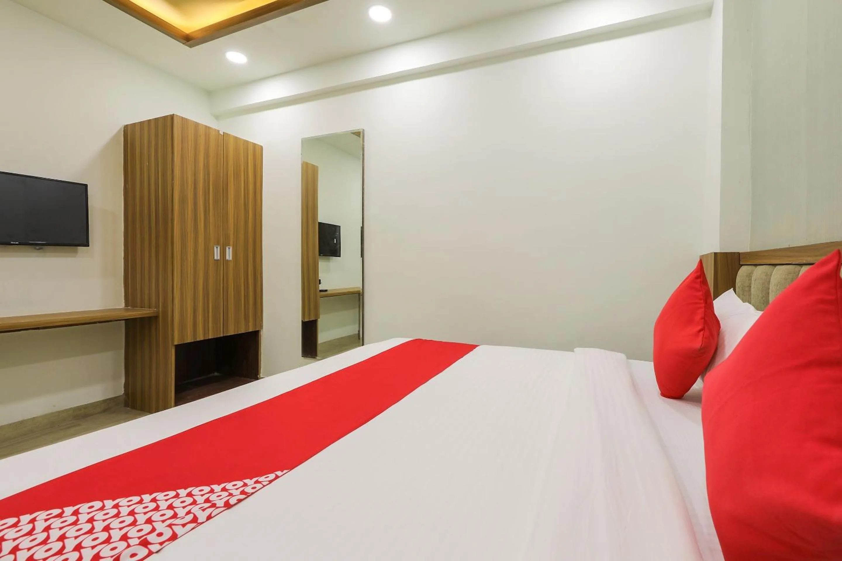 Bedroom in Super Hotel O Pride Inn