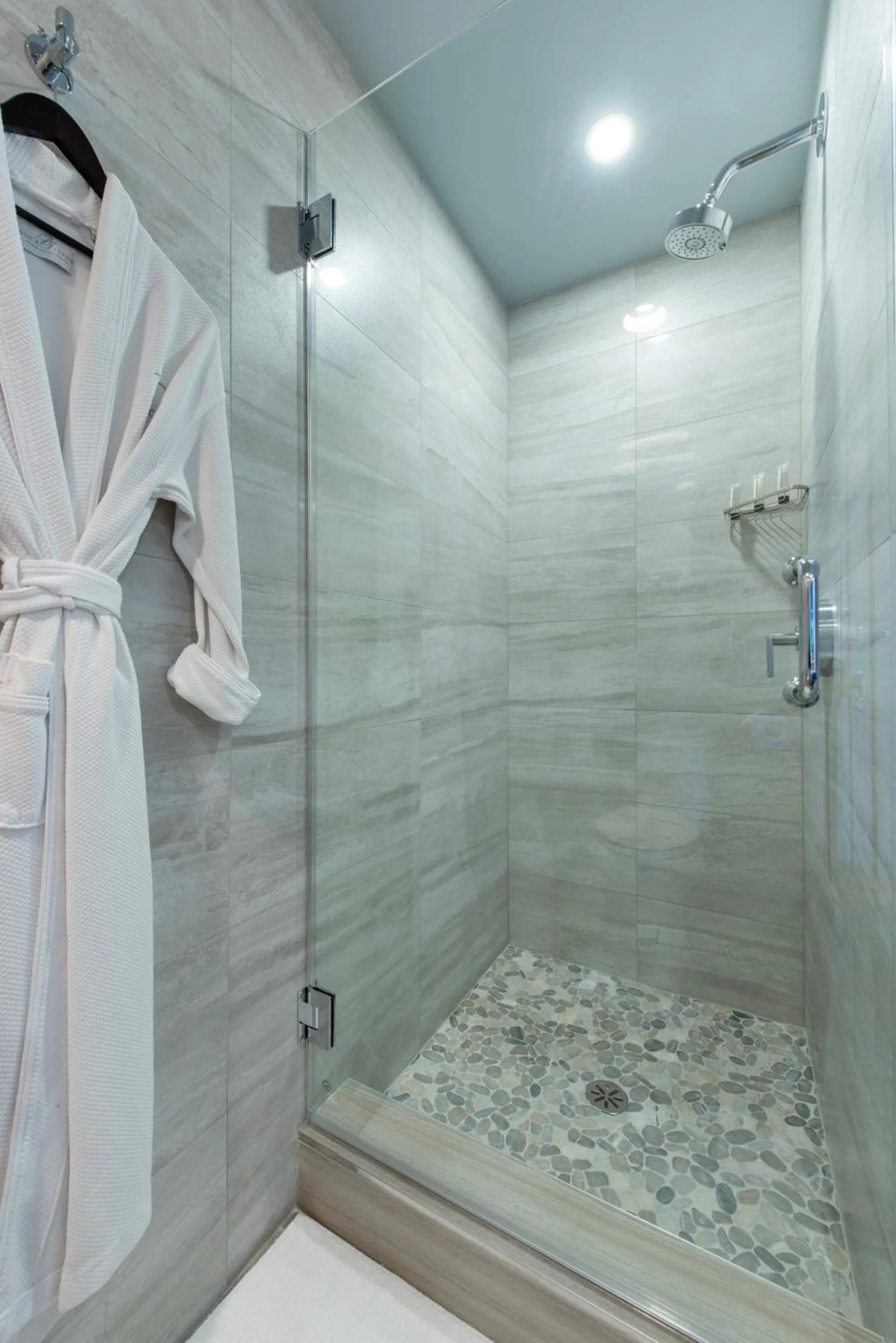 Shower in Shade Hotel Manhattan Beach