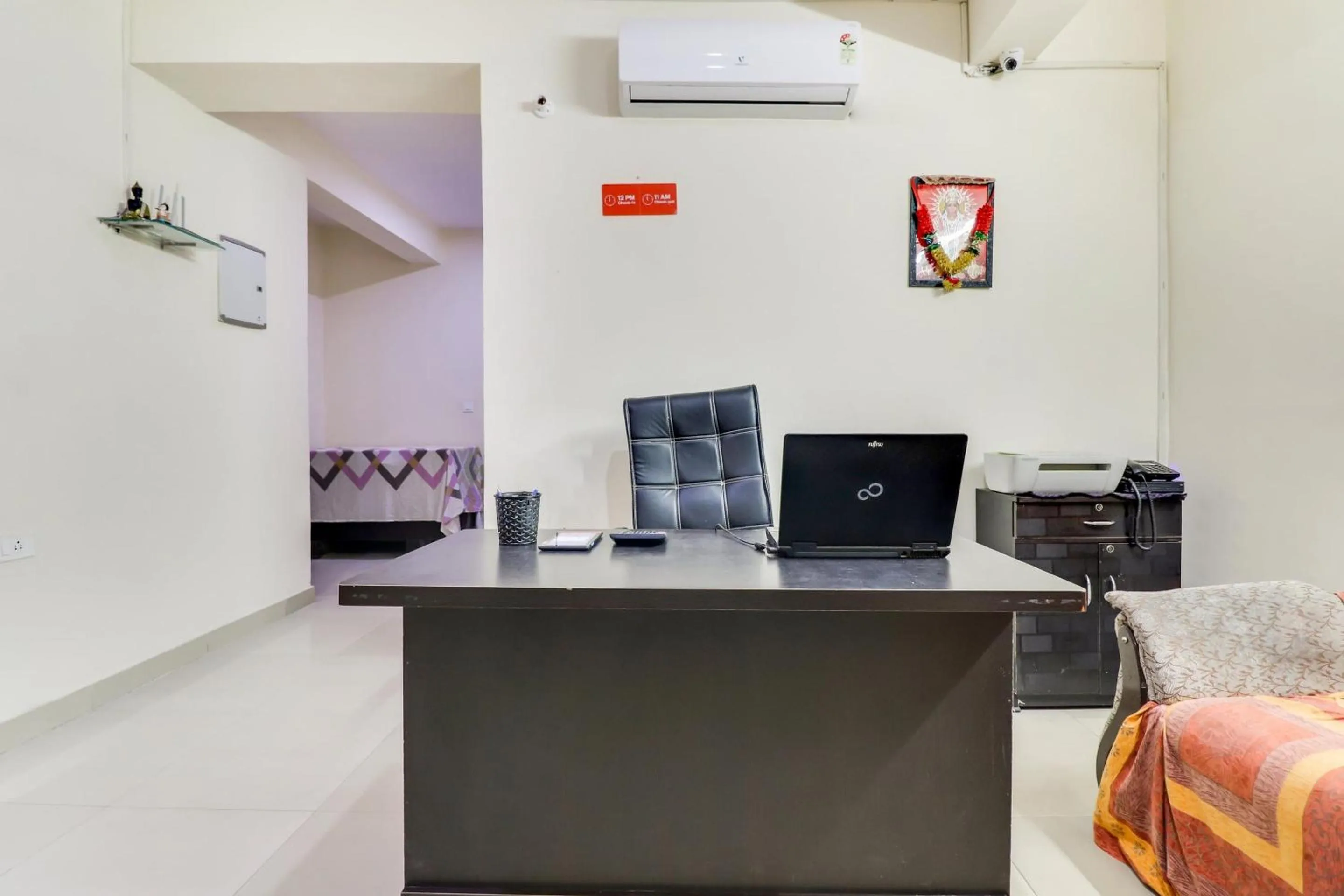 Lobby or reception in Hotel O Red Rose Residency