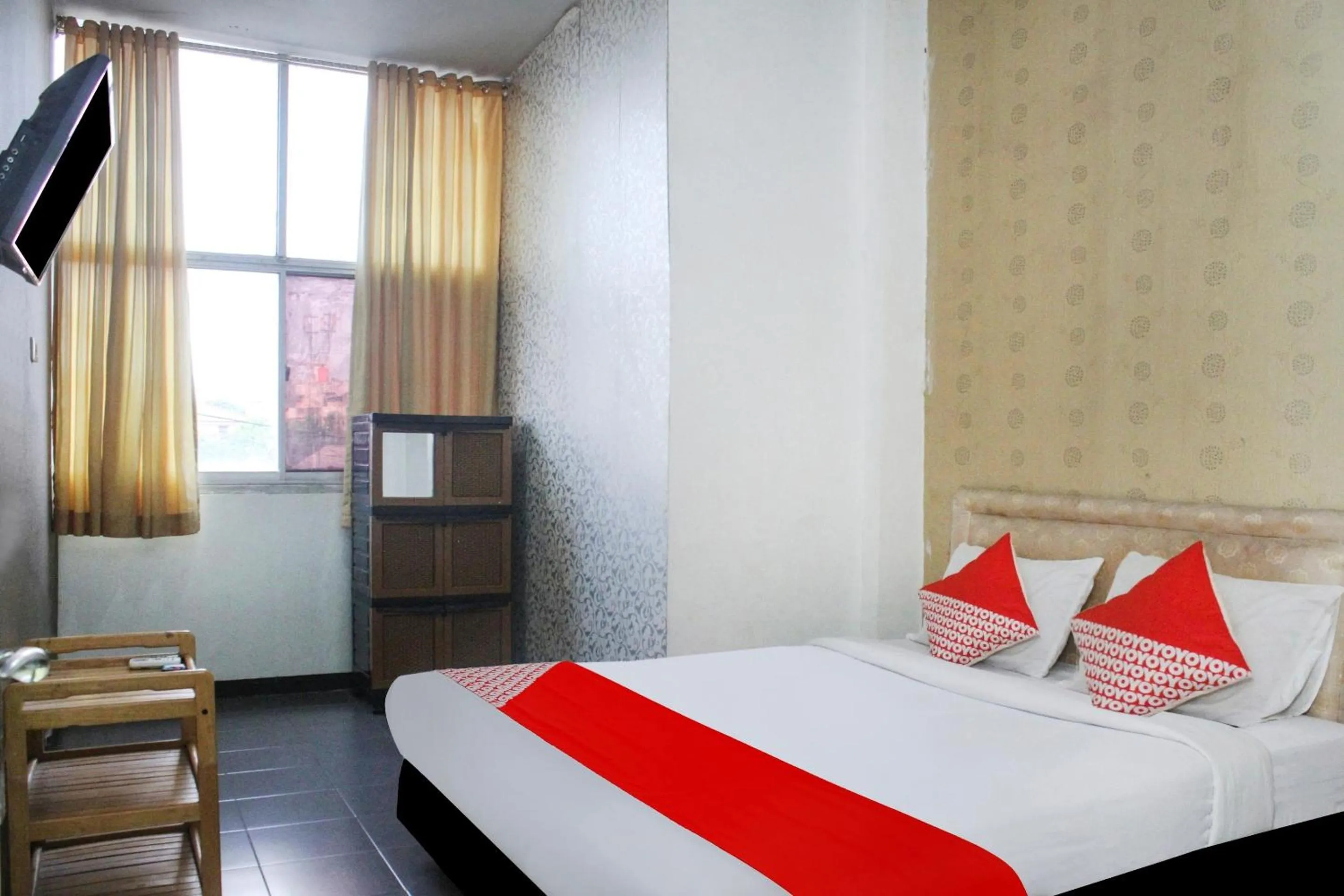 Bedroom, Bed in Hotel O Wisma Hulubalang