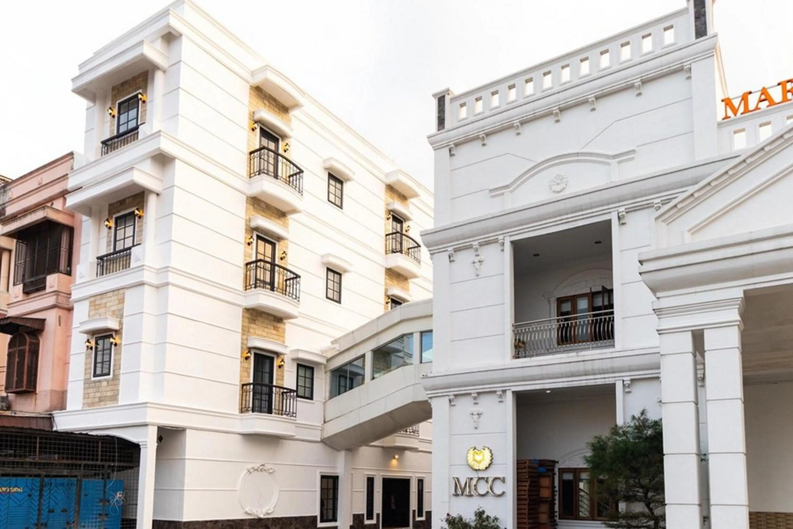 Property building in RedDoorz at Binjai Deli Serdang