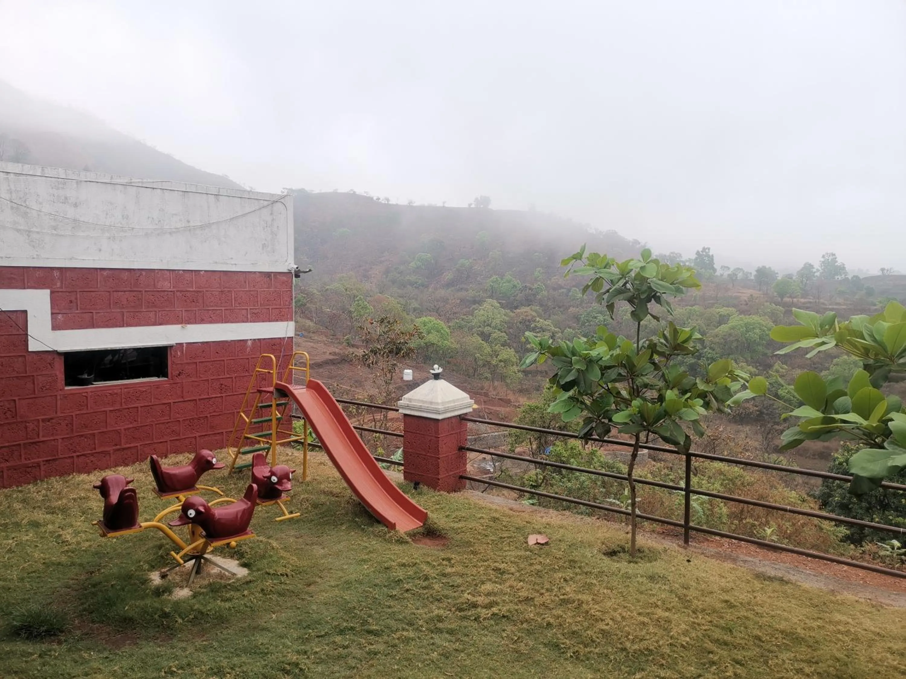 Kids's club in Shivshrushti Agro Tourism & River Camp Tapola