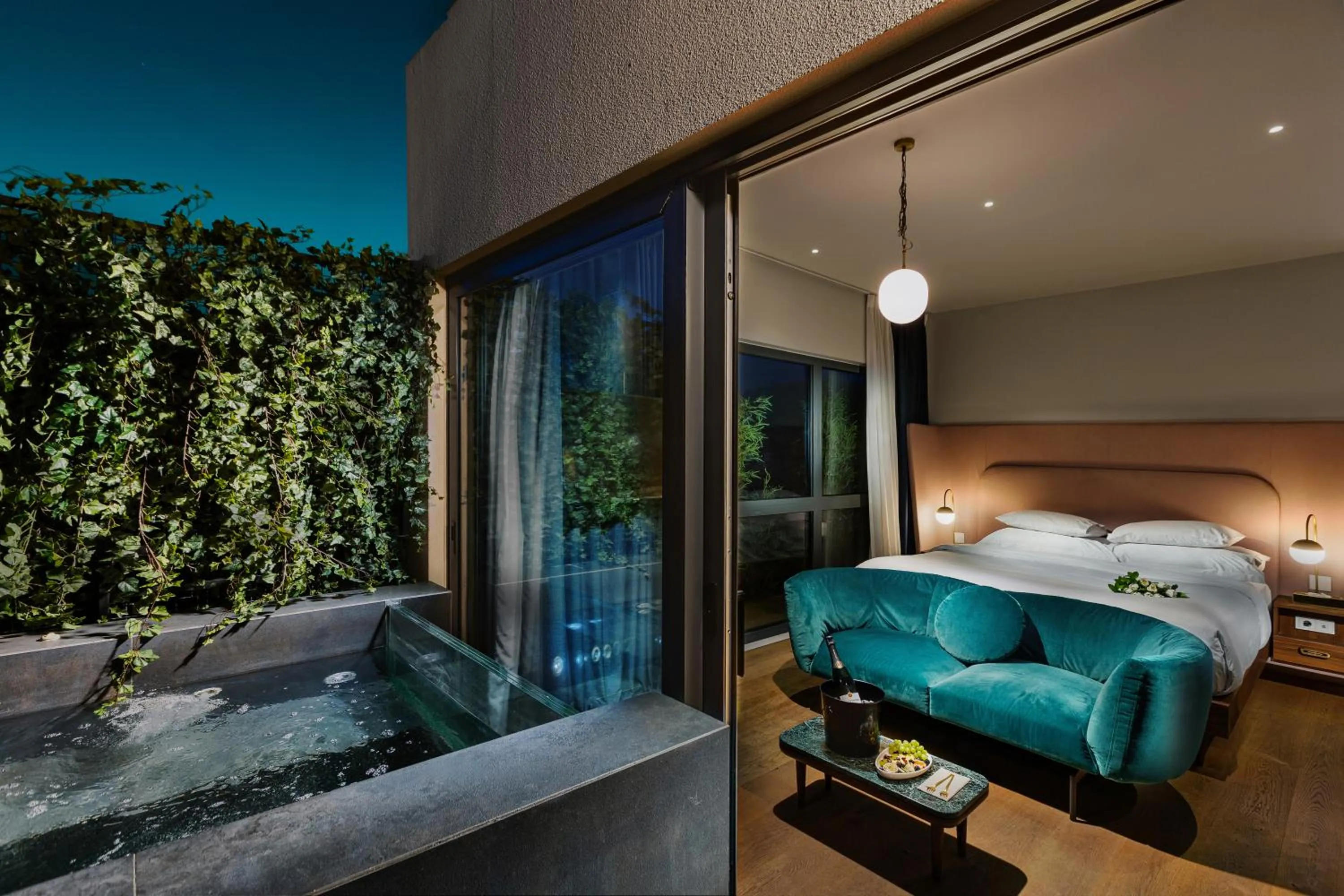 Night, Bed in Gatsby Athens