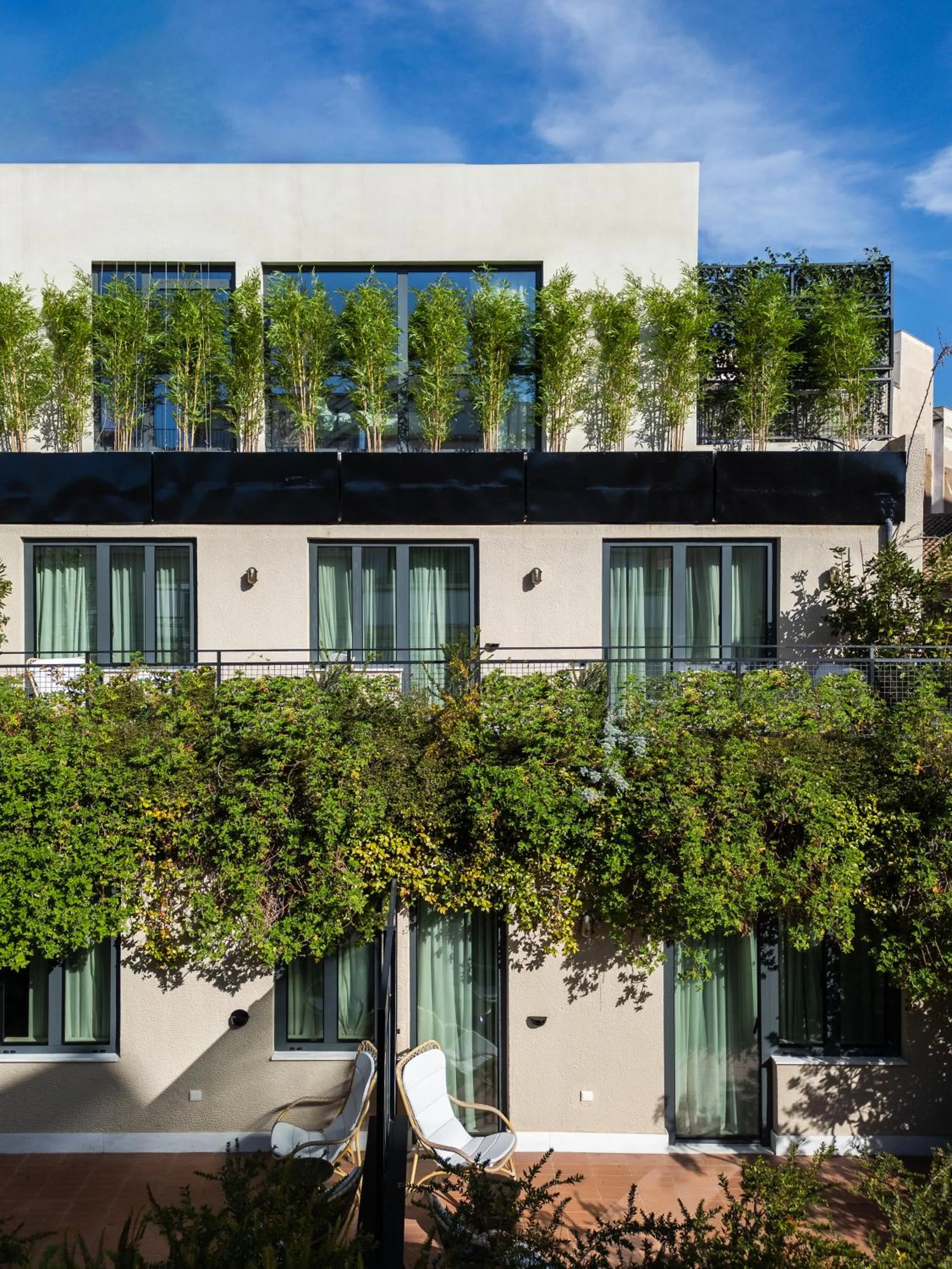 Property building in Gatsby Athens