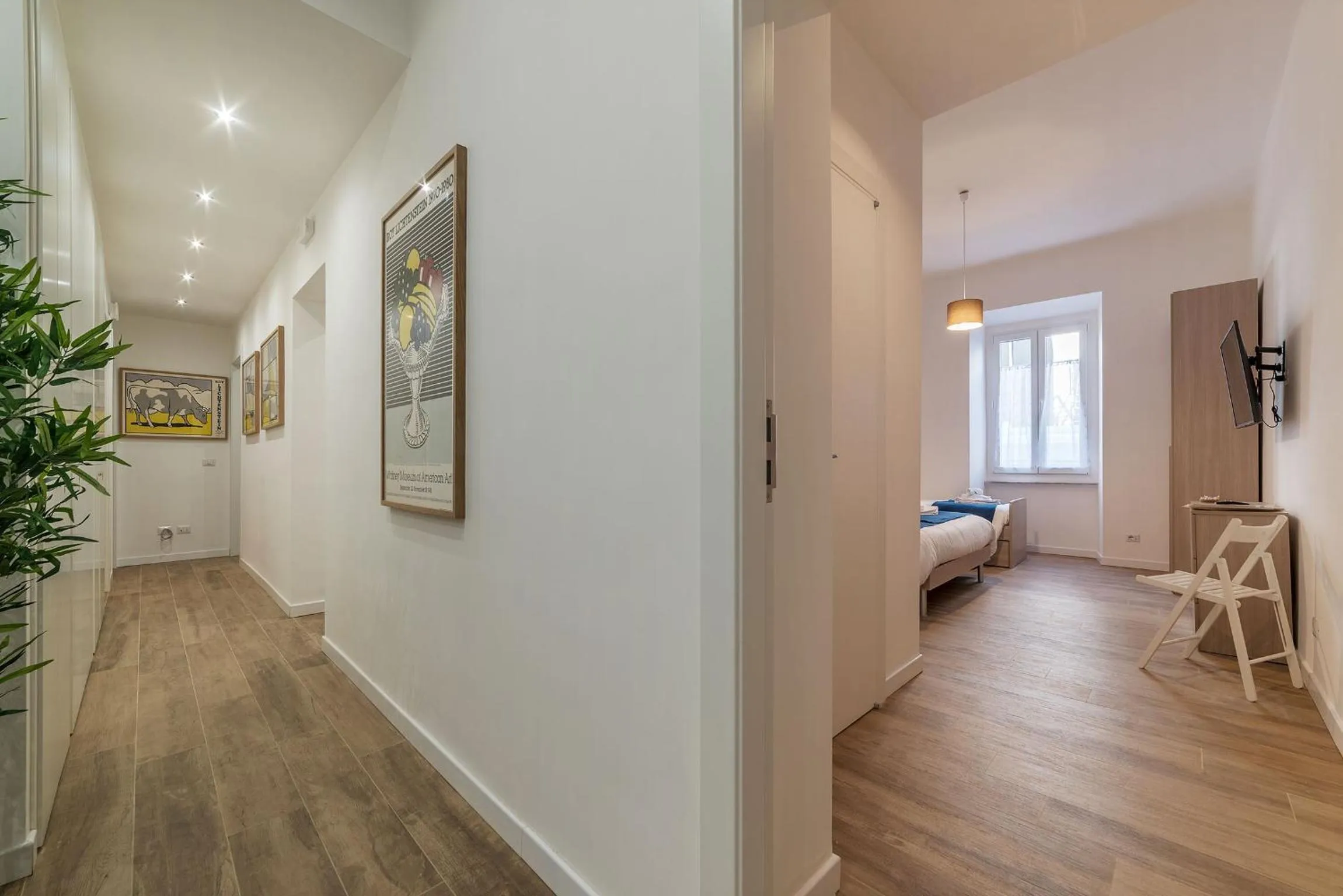 Lobby or reception in Roman Station House