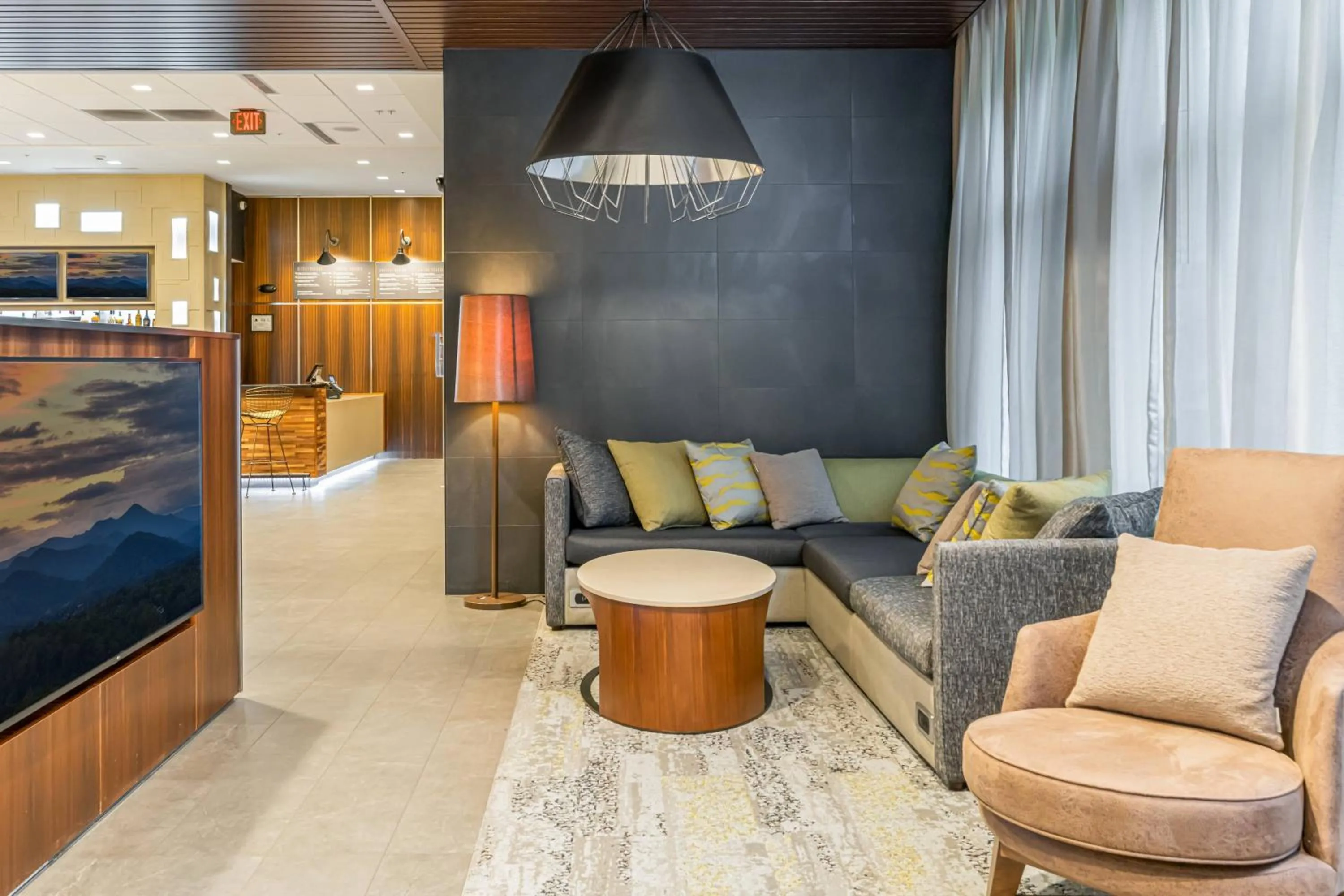 Lobby or reception in Courtyard Asheville Biltmore Village